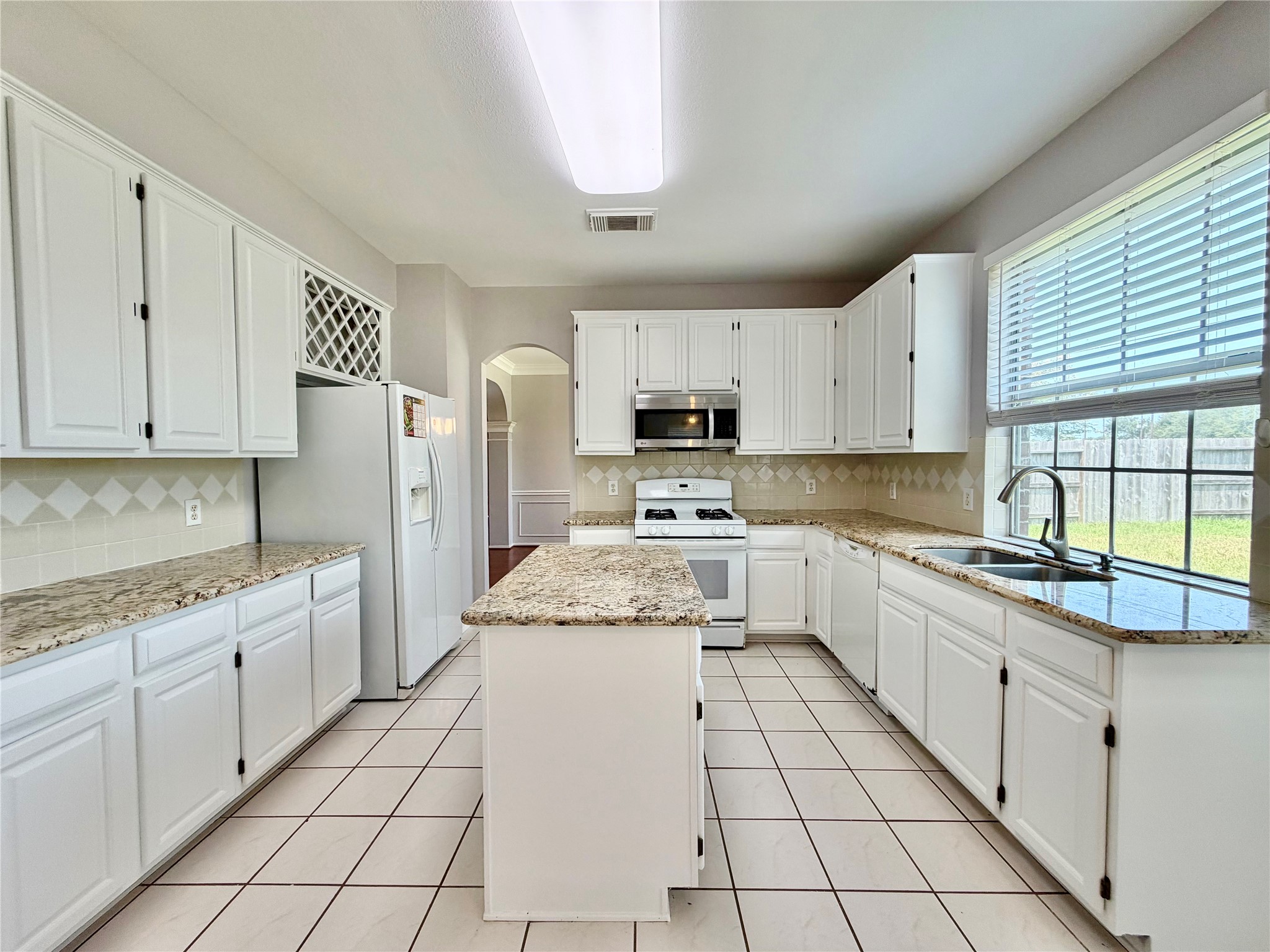 4614 Forest Home Drive Property Photo 14