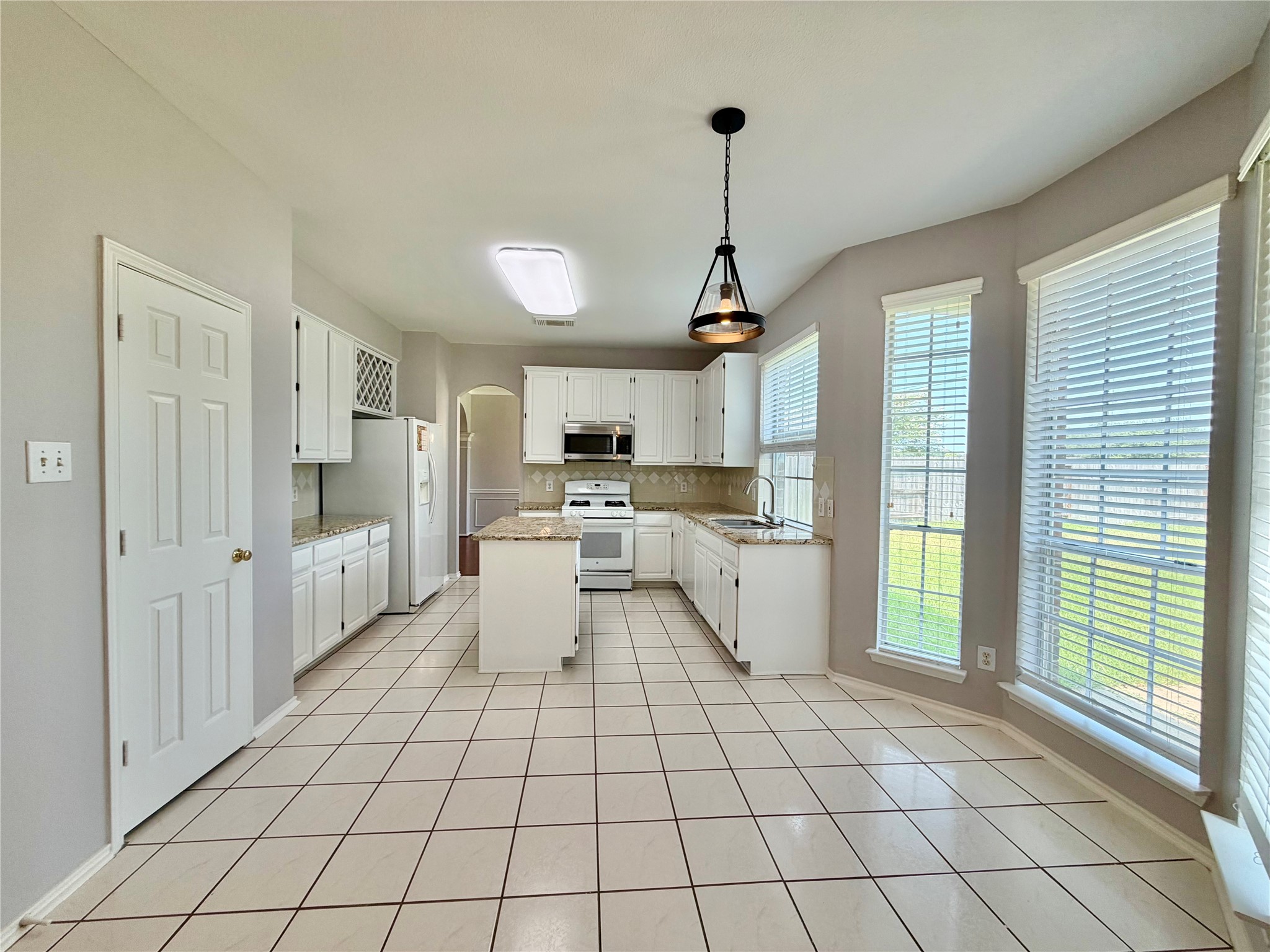 4614 Forest Home Drive Property Photo 17
