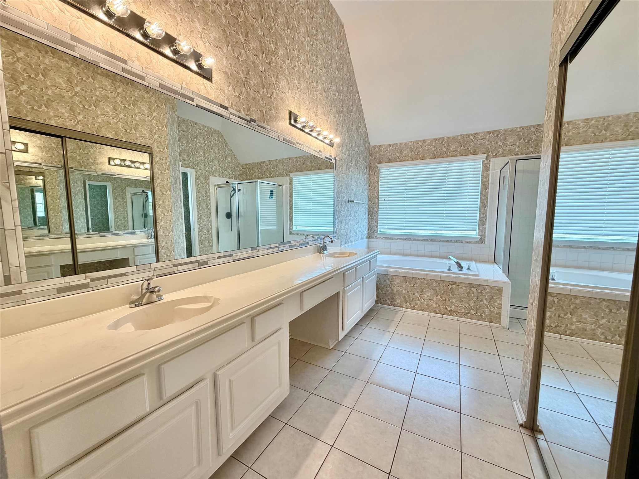 4614 Forest Home Drive Property Photo 20