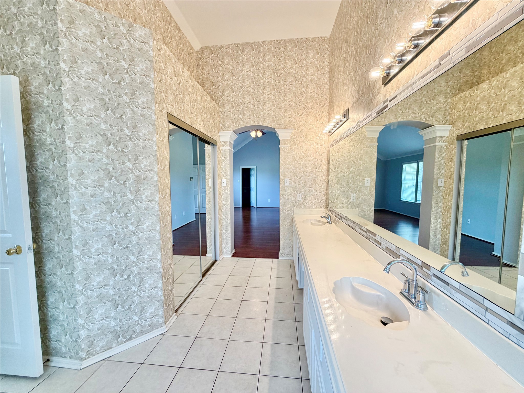 4614 Forest Home Drive Property Photo 22