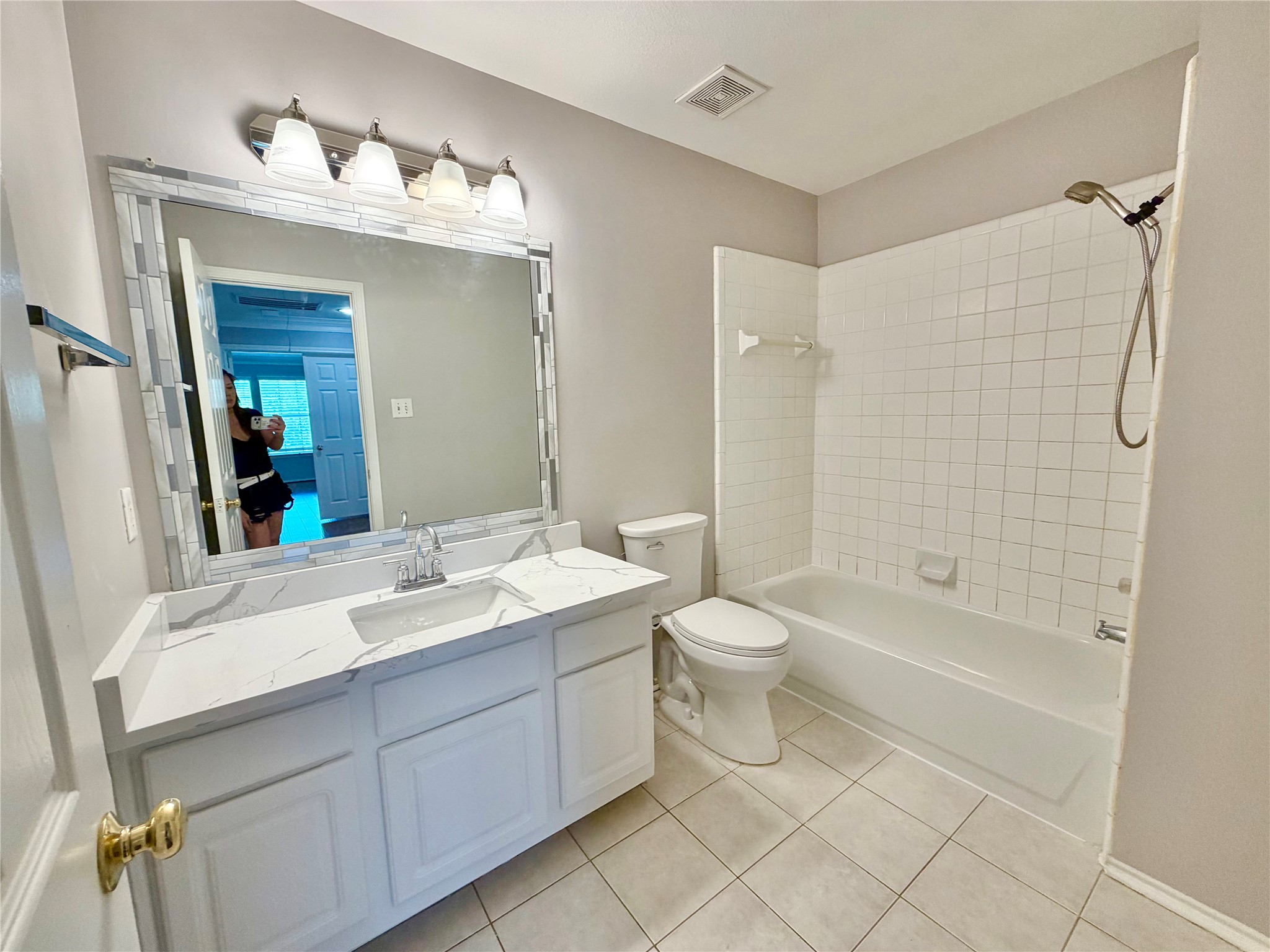 4614 Forest Home Drive Property Photo 25