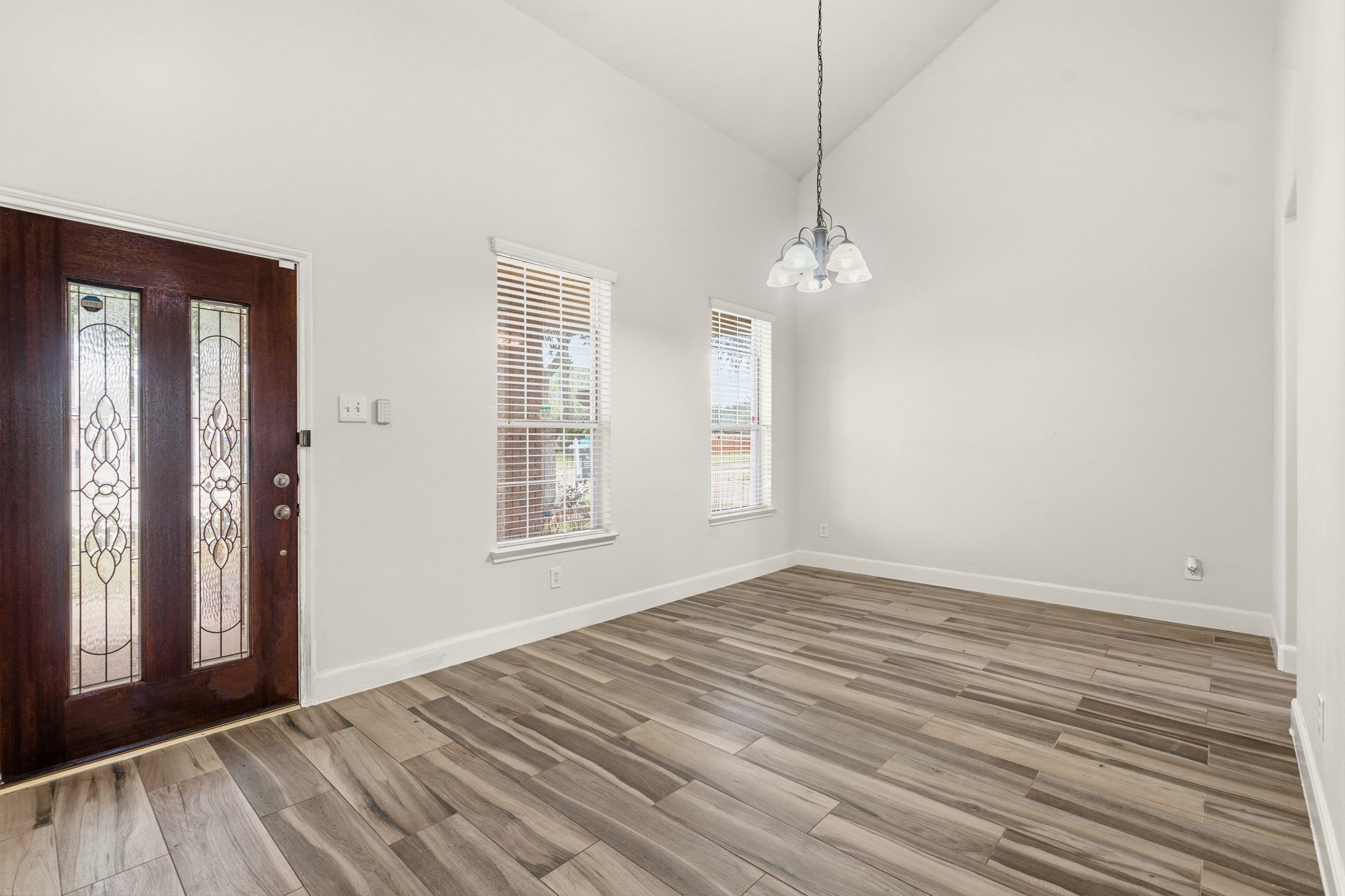15238 Olmstead Park Drive Property Photo 6