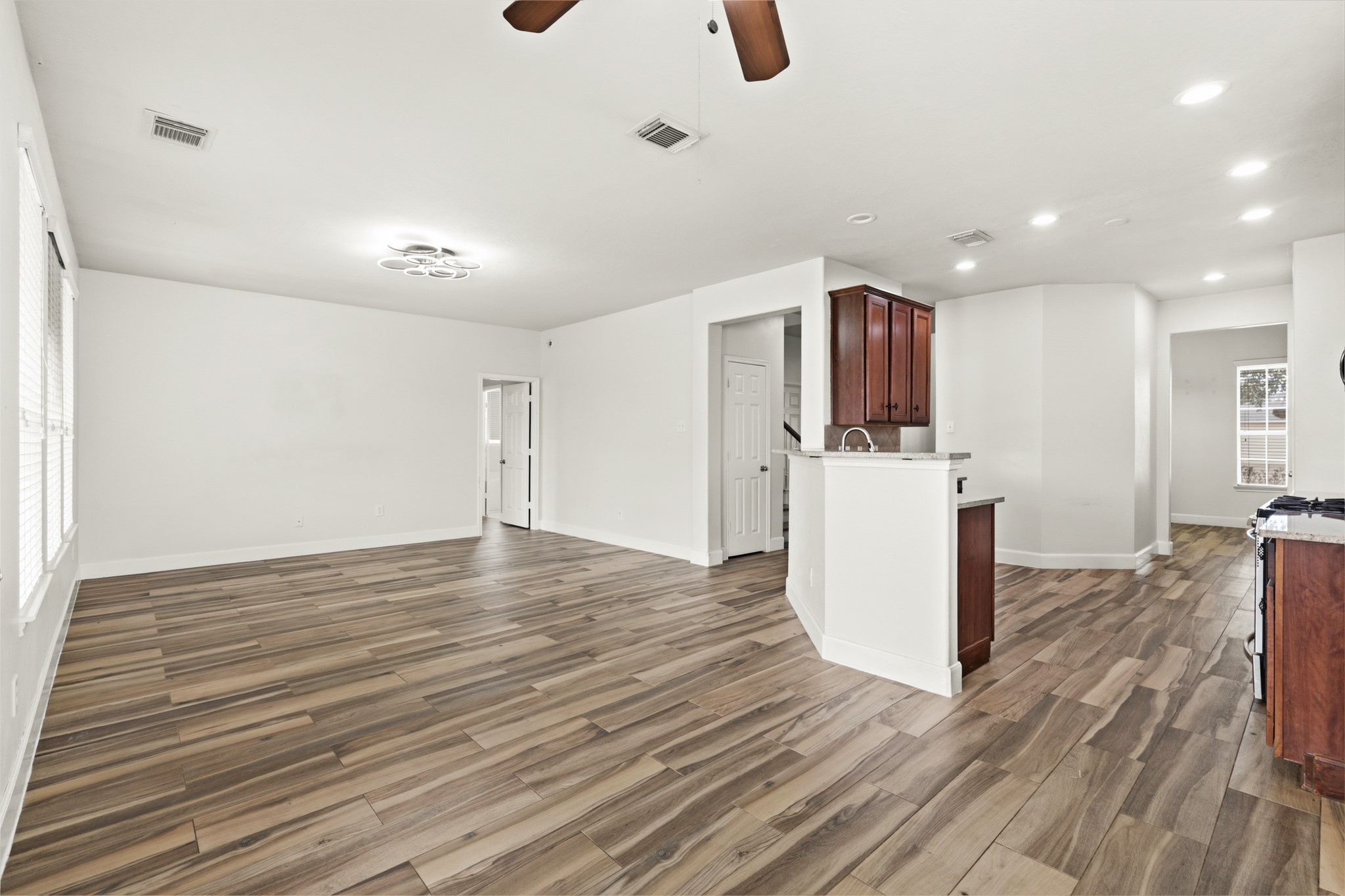 15238 Olmstead Park Drive Property Photo 13
