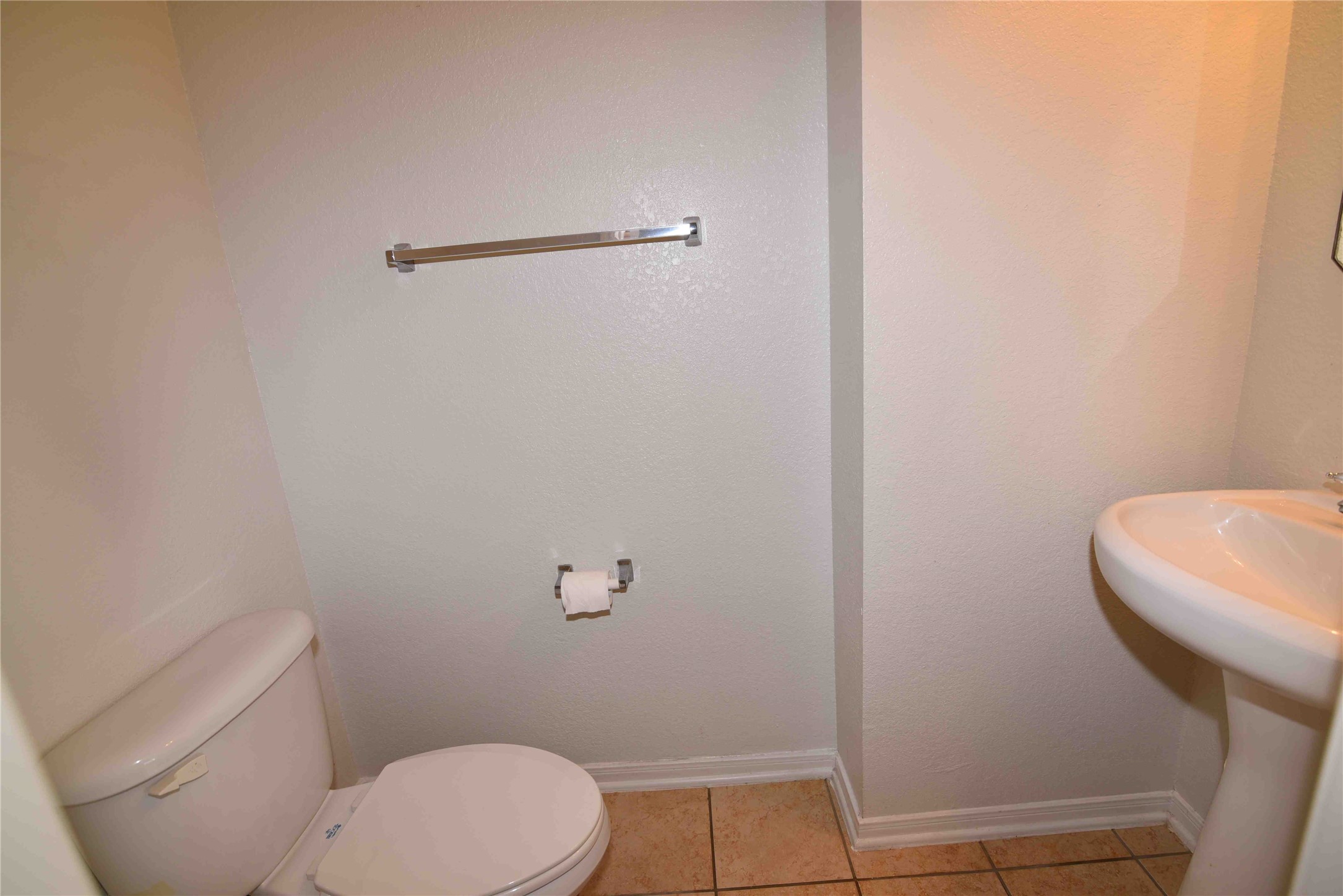 11912 Prior Park Drive Property Photo 6
