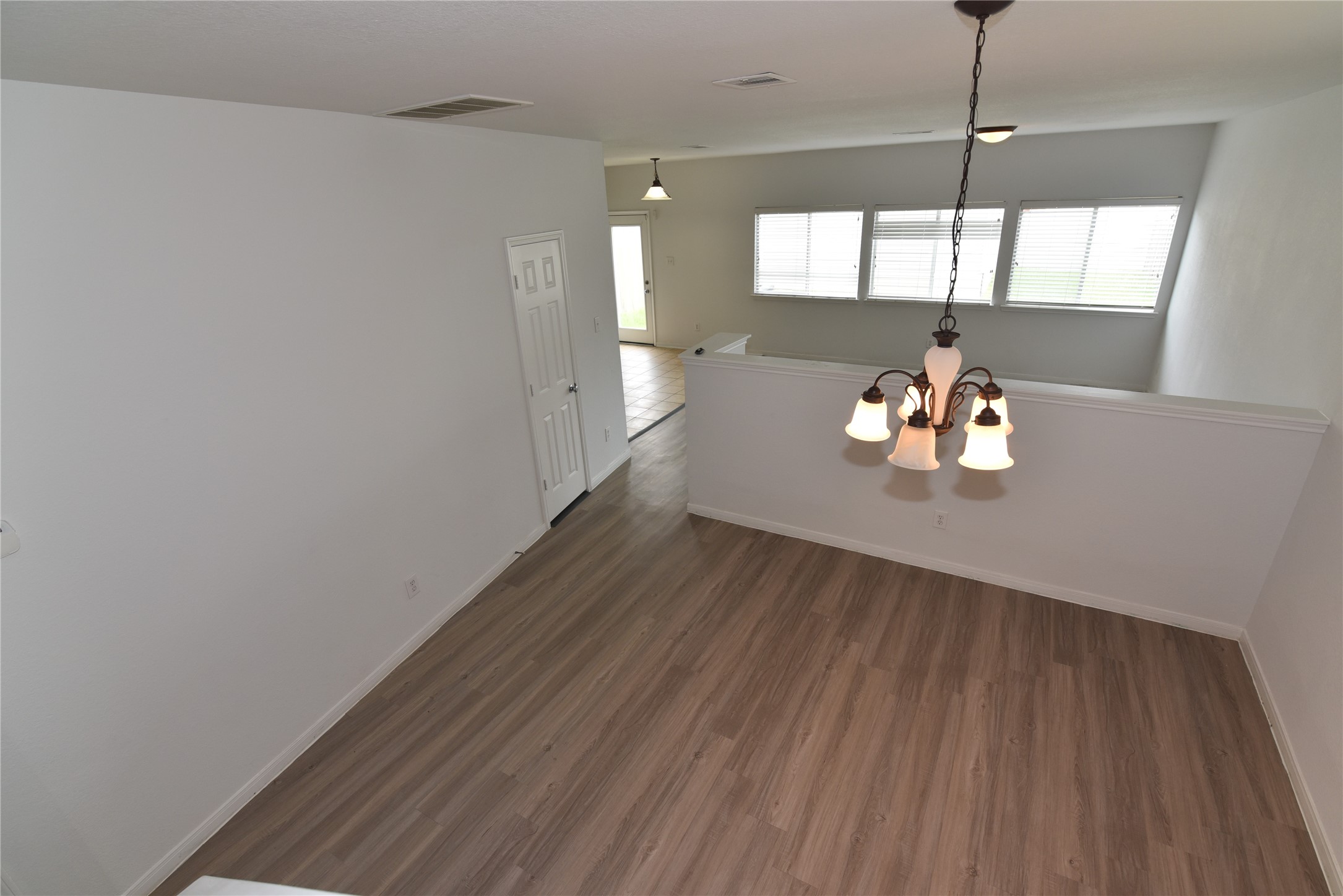 11912 Prior Park Drive Property Photo 7