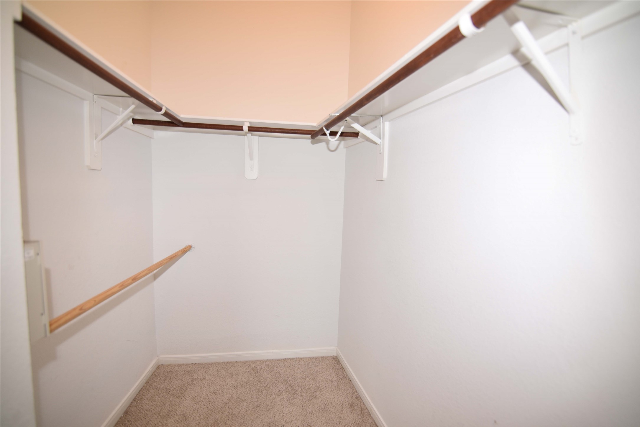 11912 Prior Park Drive Property Photo 10