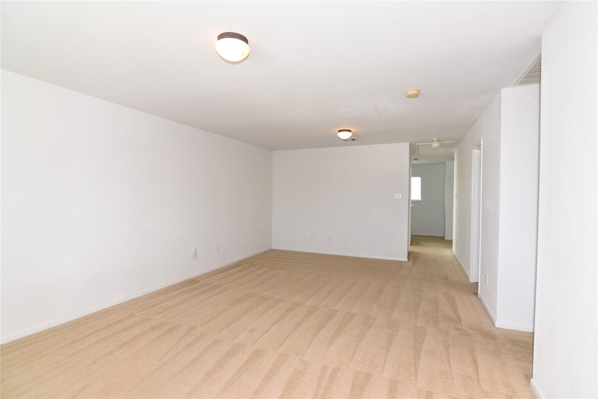 11912 Prior Park Drive Property Photo 13