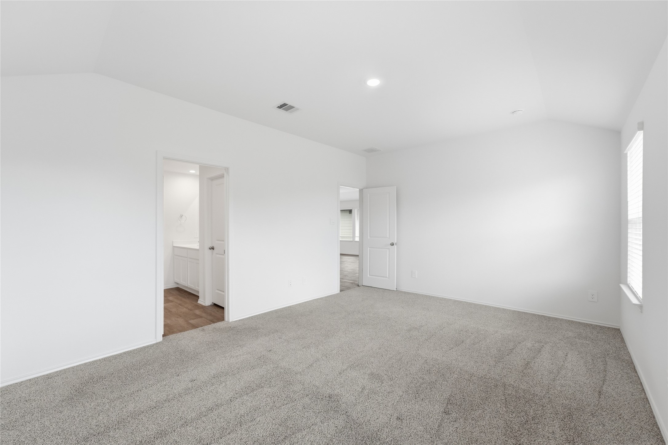 31323 Heddington Lane Property Photo 17