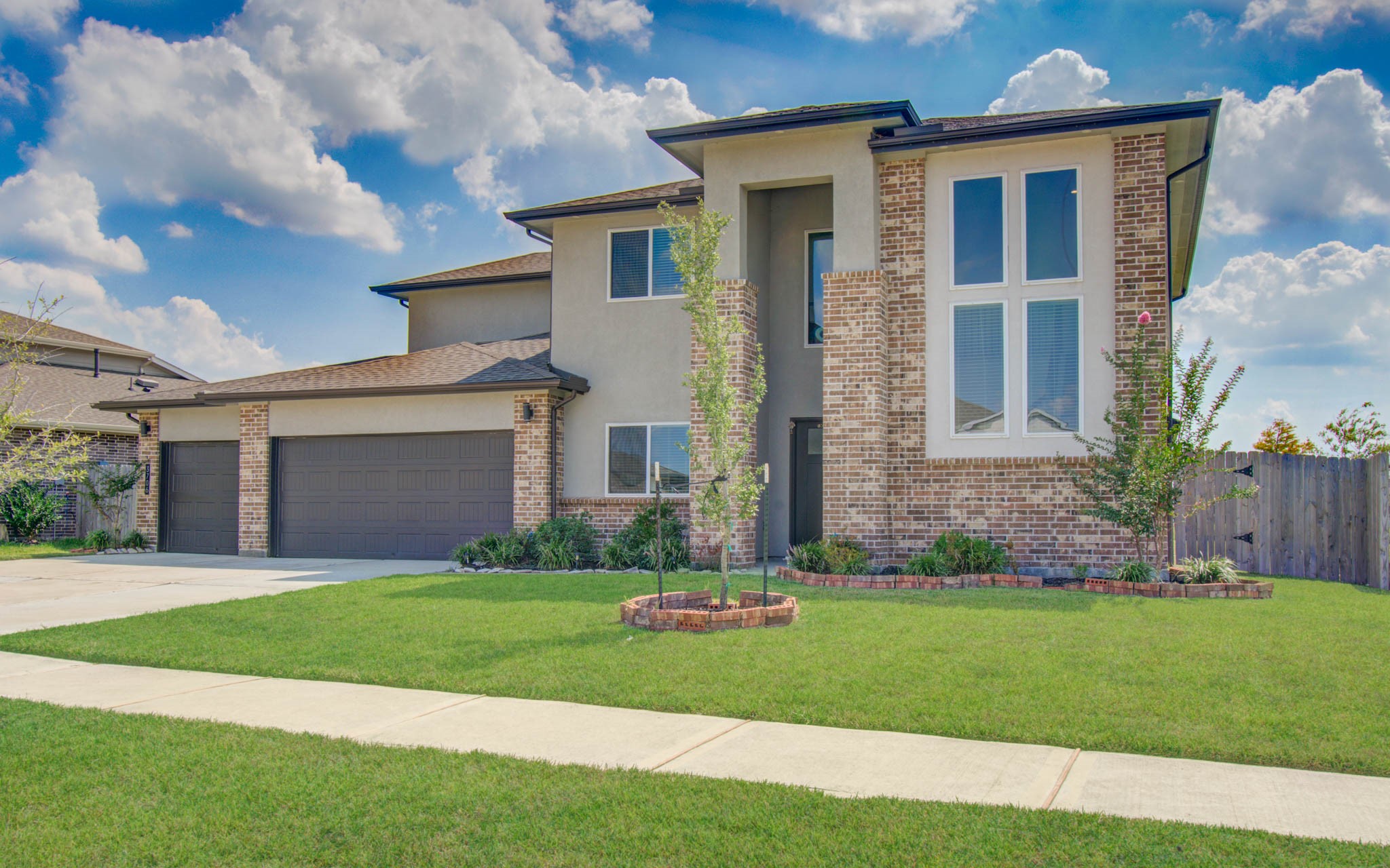 3706 Jayci Lake Trace Property Photo 3