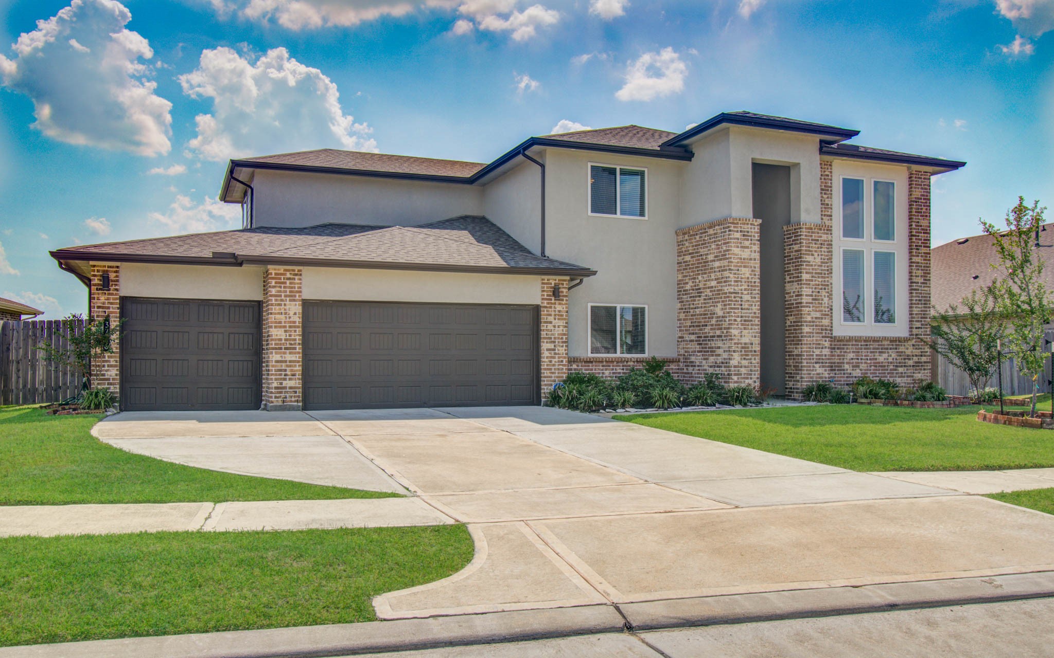 3706 Jayci Lake Trace Property Photo 4