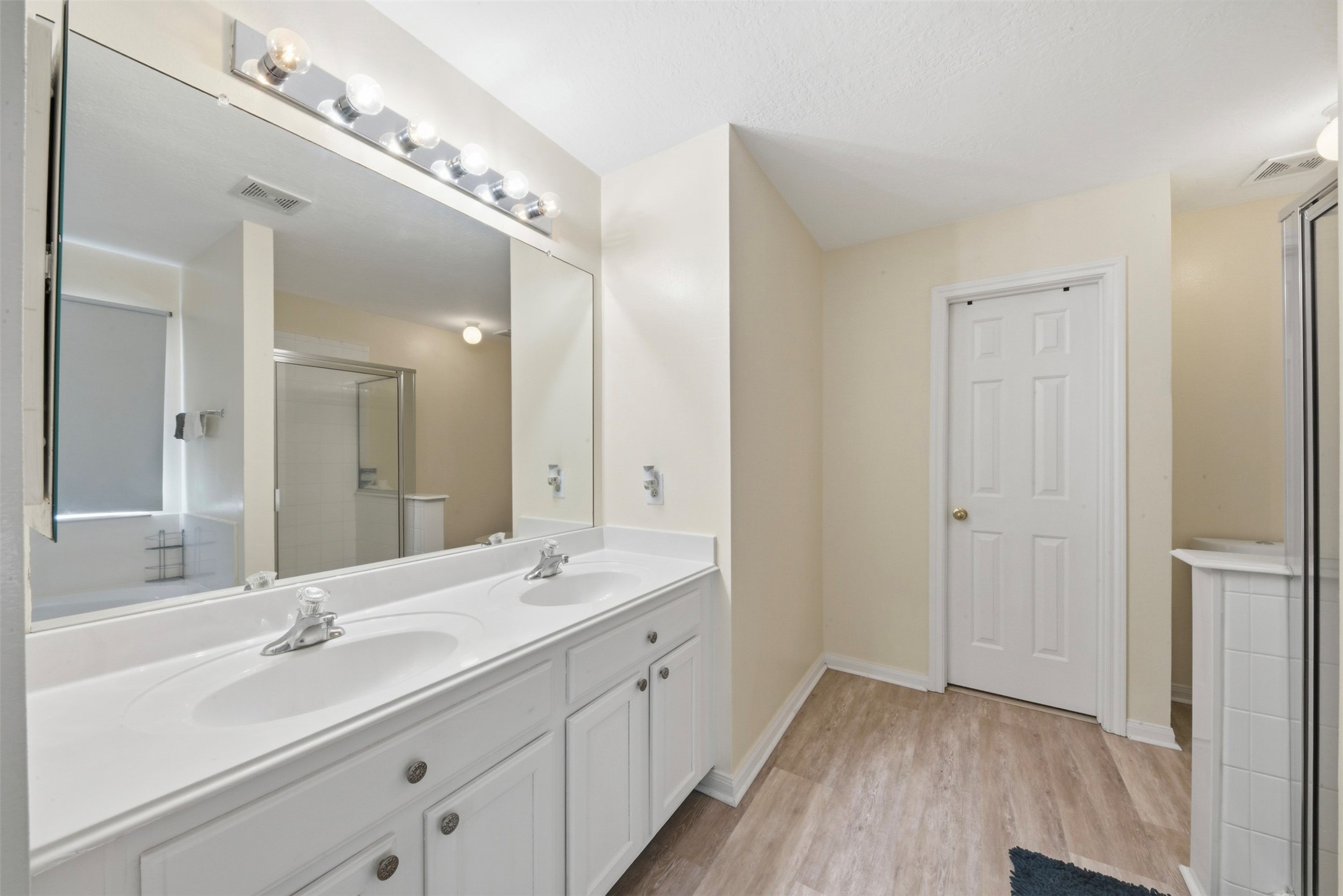 14607 Alanna Lagoon Court Property Photo 24