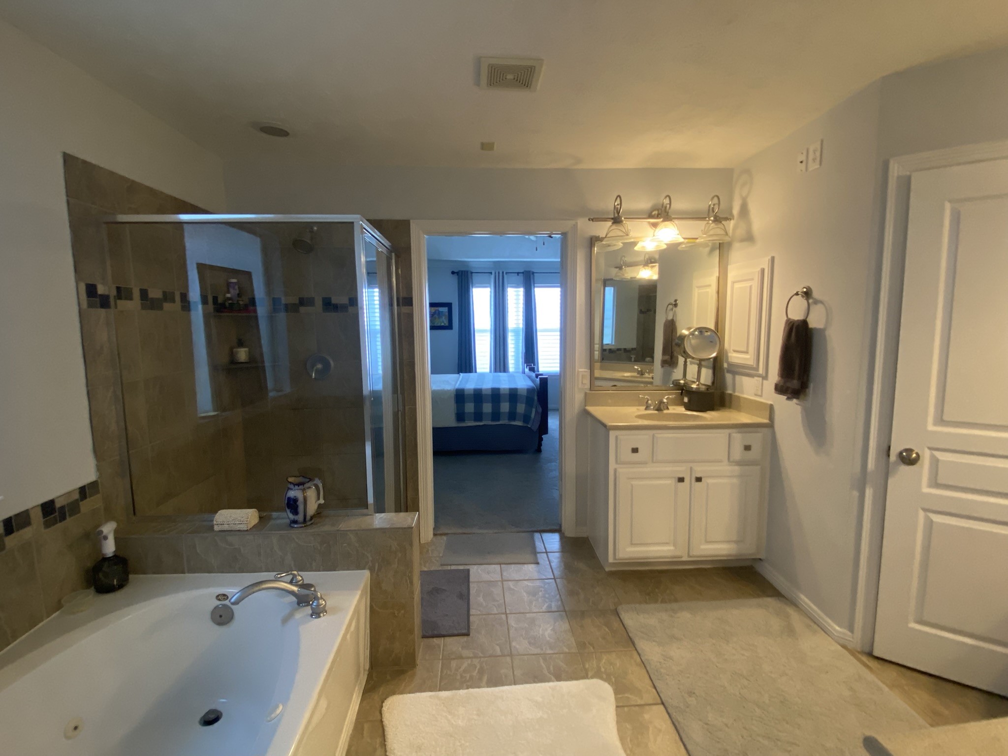 2931 Bering Drive Property Photo 22