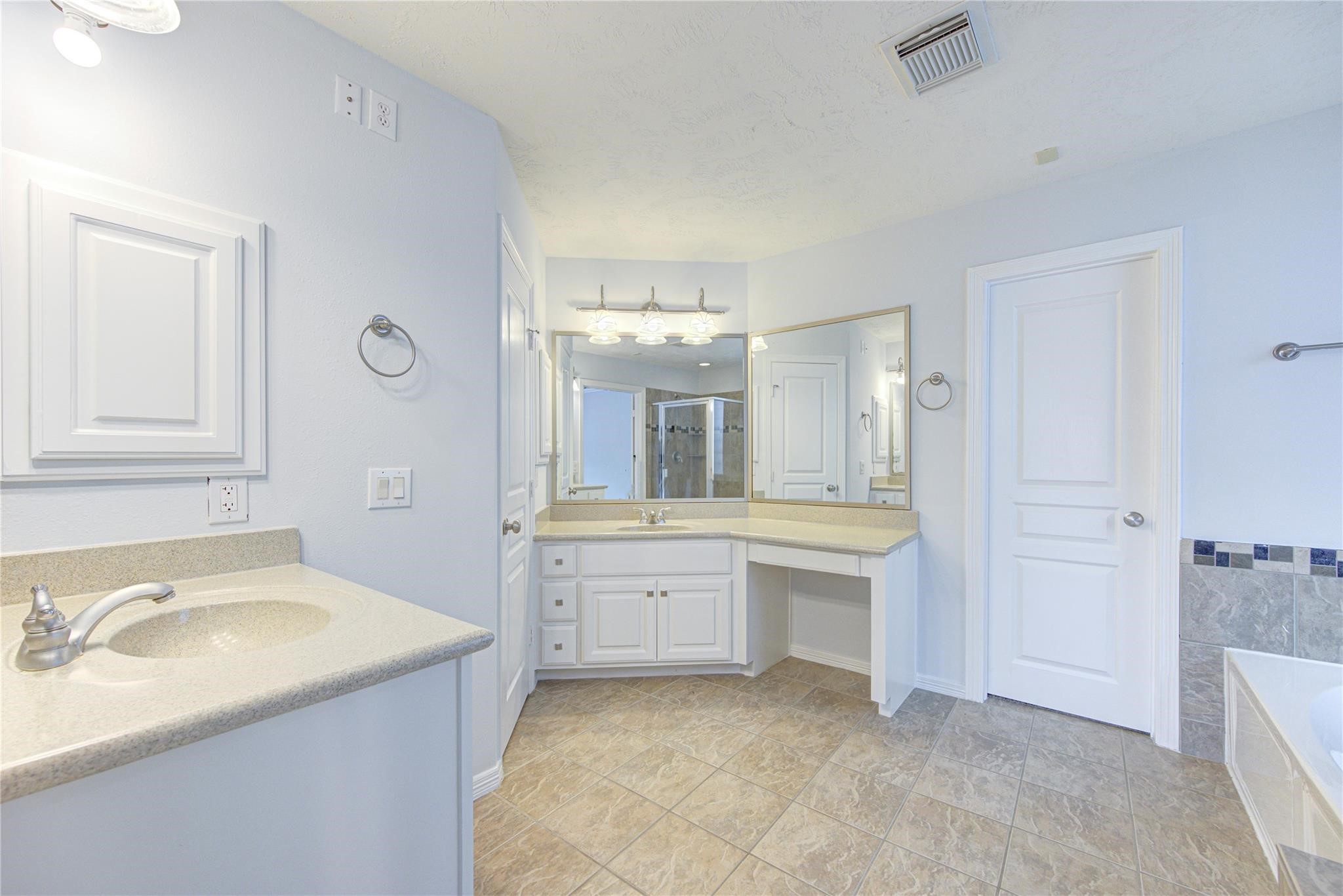 2931 Bering Drive Property Photo 23
