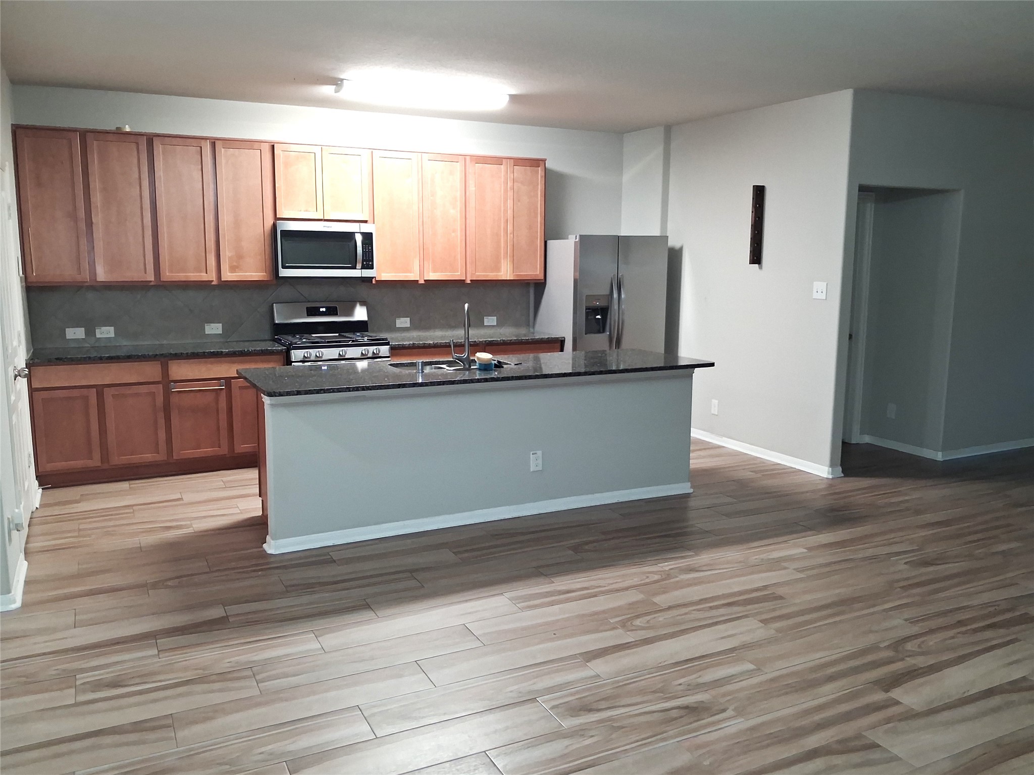 7707 Retama Terrace Lane Property Photo 3