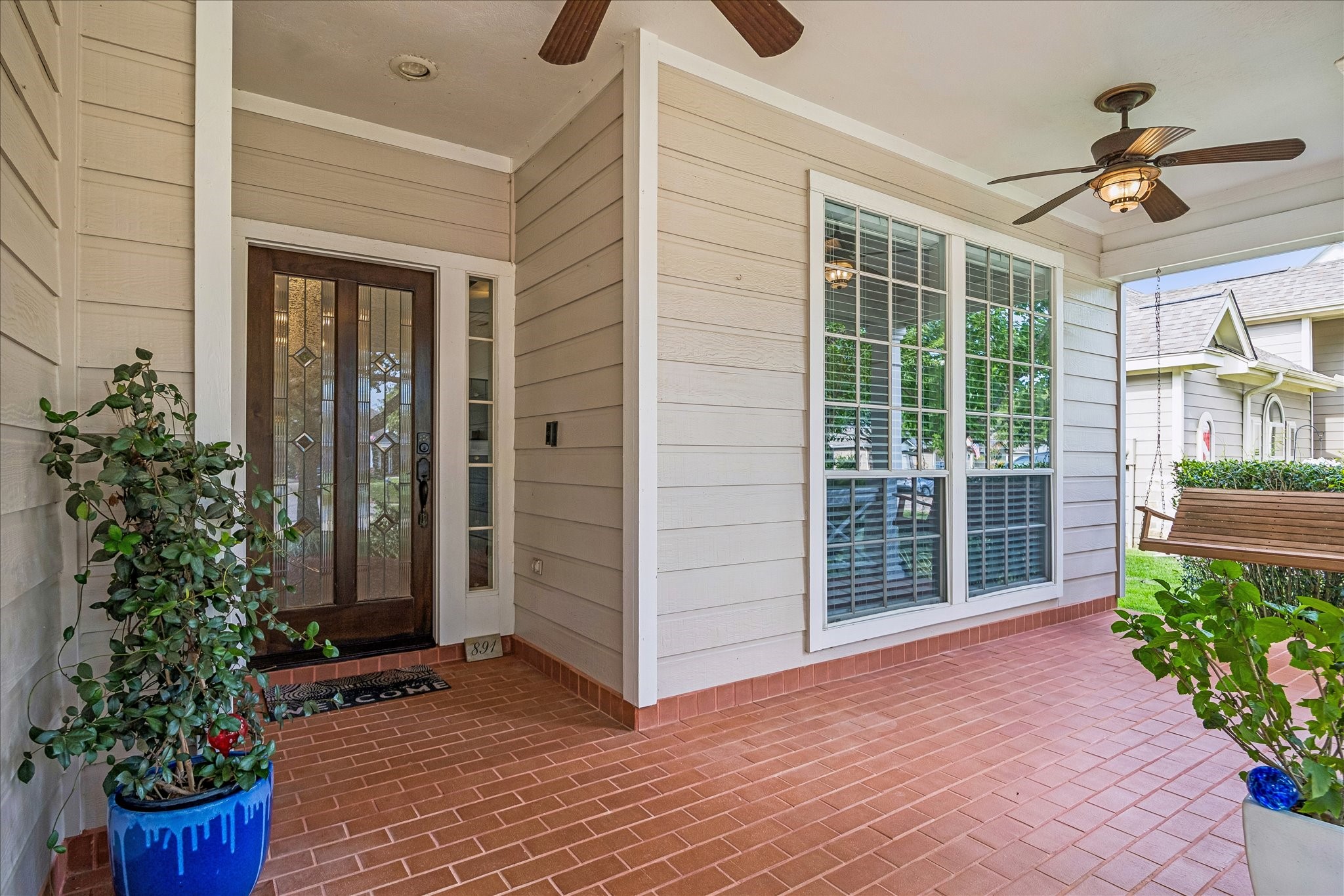 891 Victoria Lakes Drive Property Photo 2