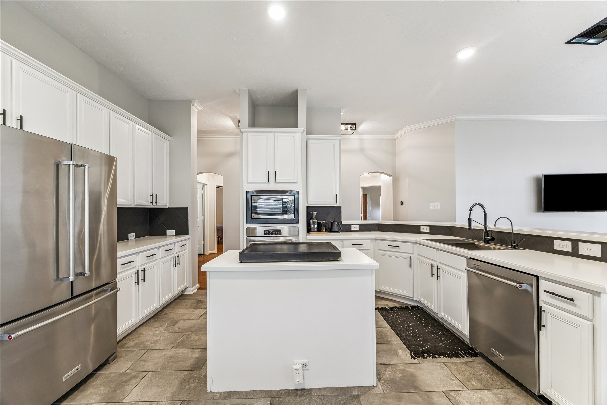 891 Victoria Lakes Drive Property Photo 11