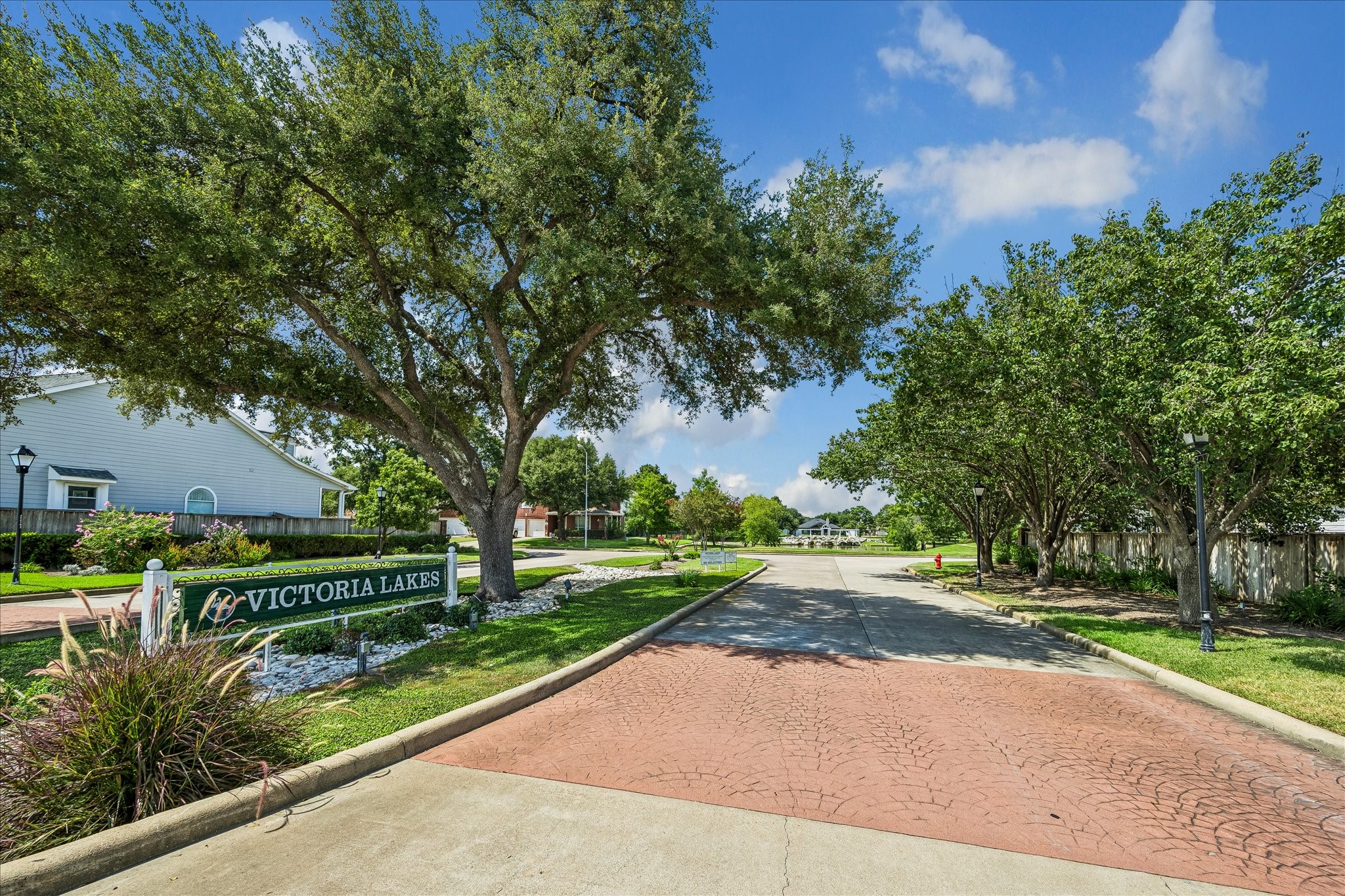 891 Victoria Lakes Drive Property Photo 27