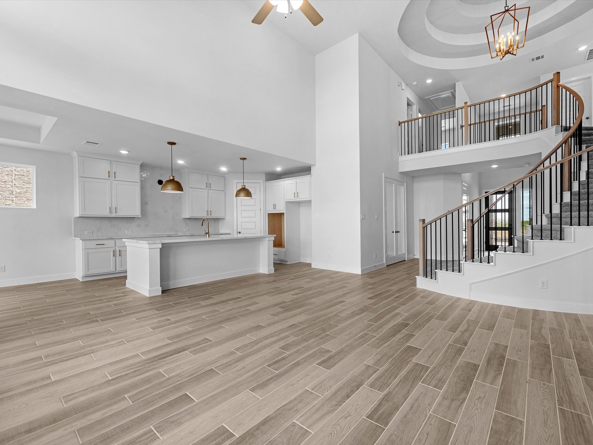 5227 Silk Petal Drive Property Photo 3