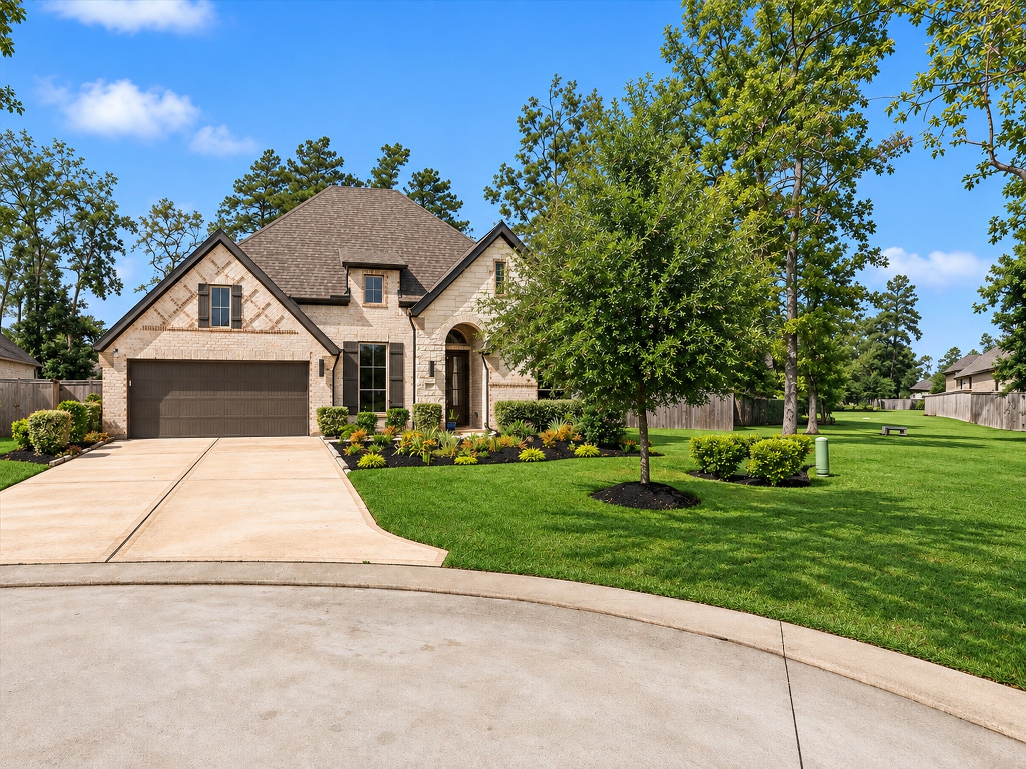 607 Starlit Sky Court Property Photo 5