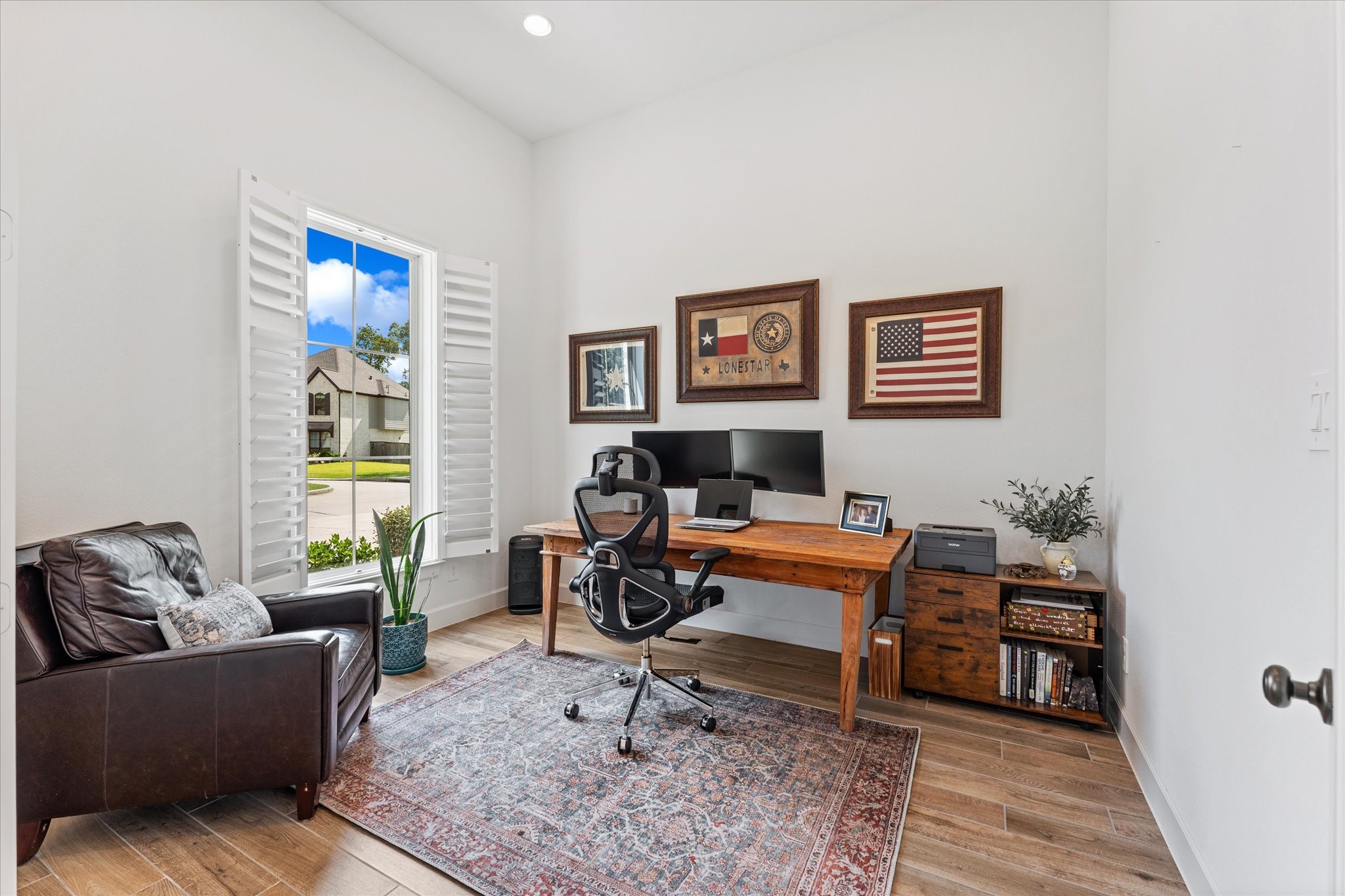607 Starlit Sky Court Property Photo 8