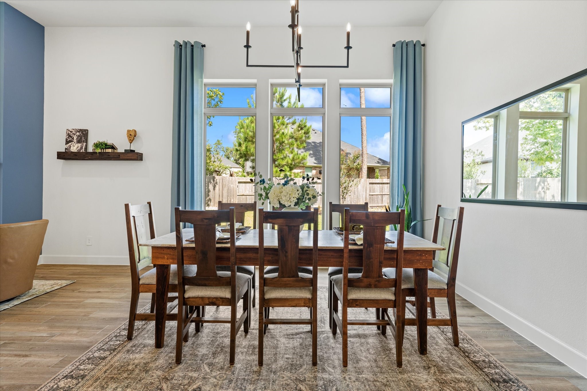 607 Starlit Sky Court Property Photo 10