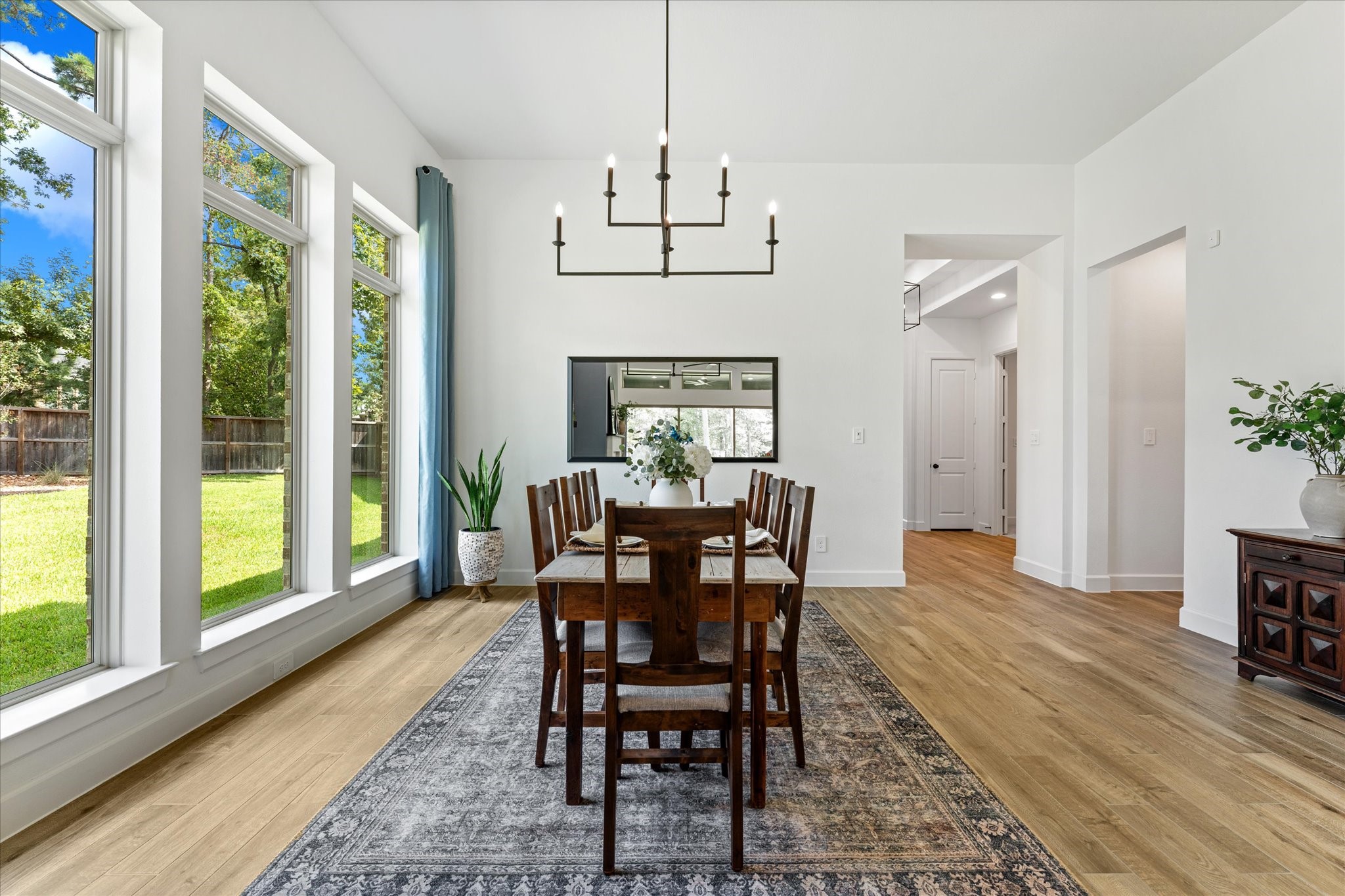 607 Starlit Sky Court Property Photo 11