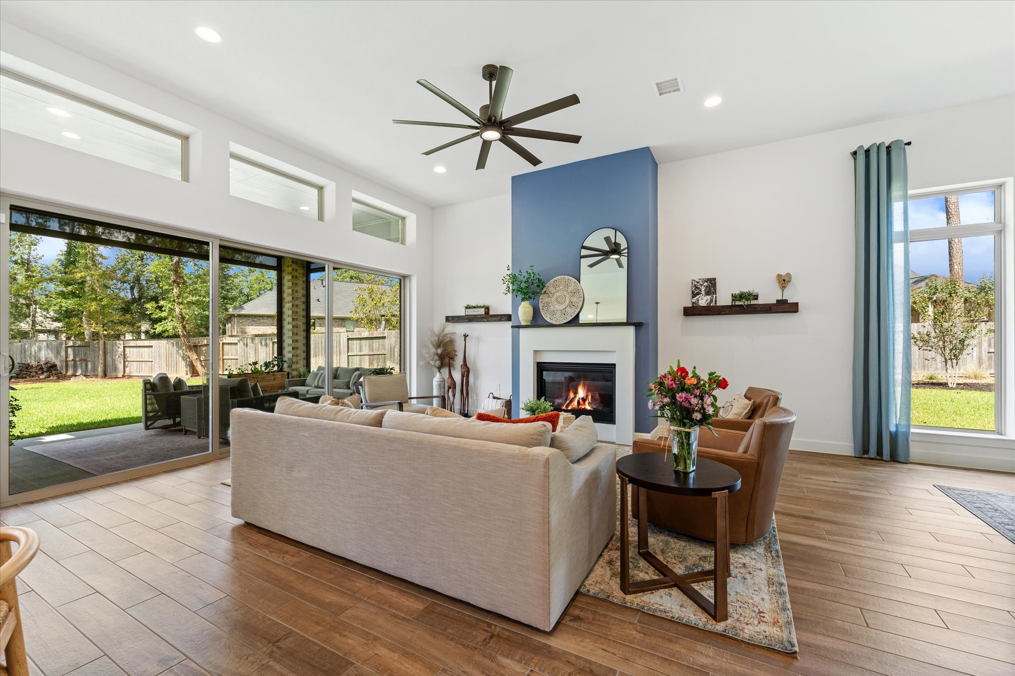607 Starlit Sky Court Property Photo 14