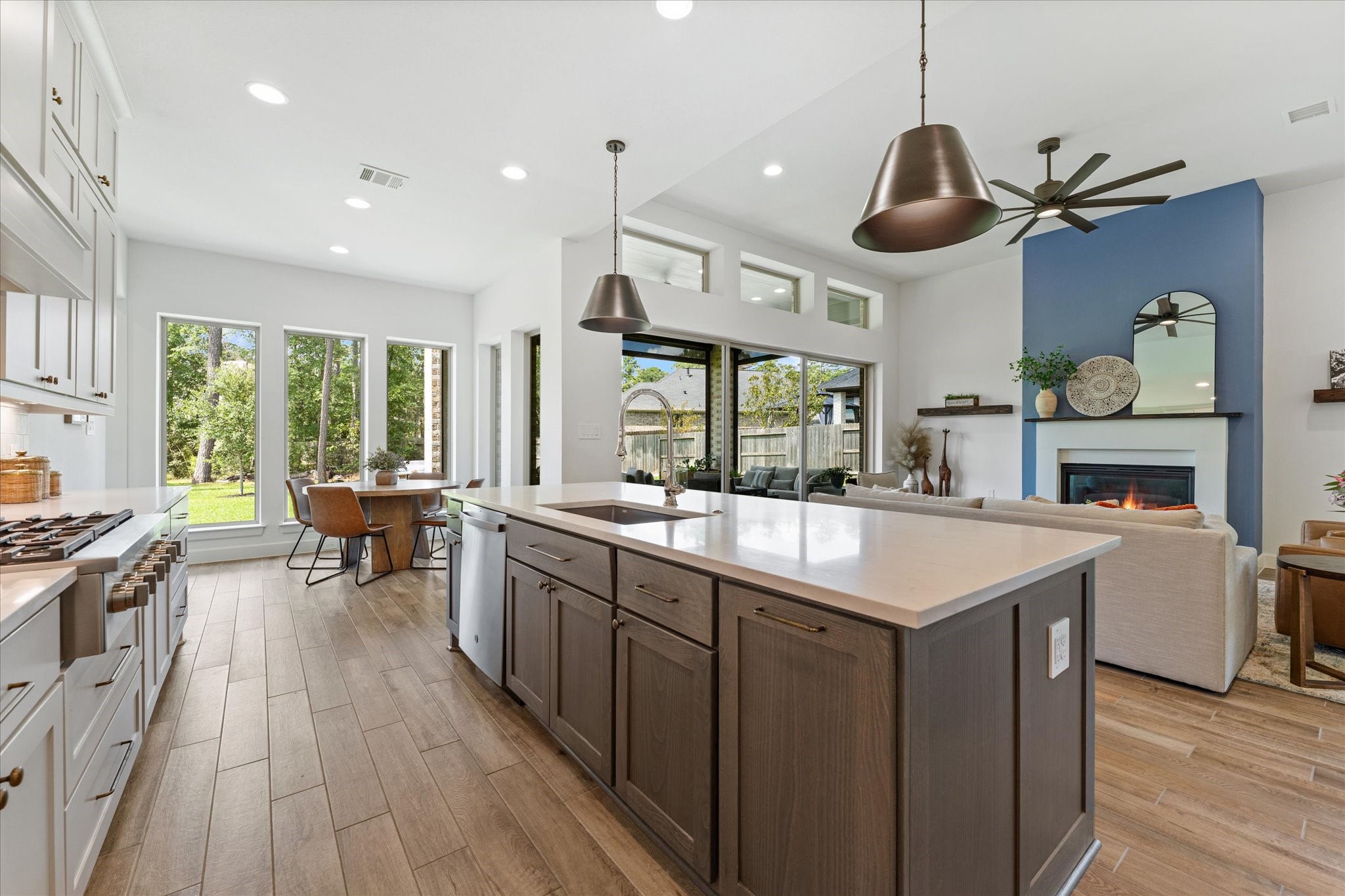 607 Starlit Sky Court Property Photo 21