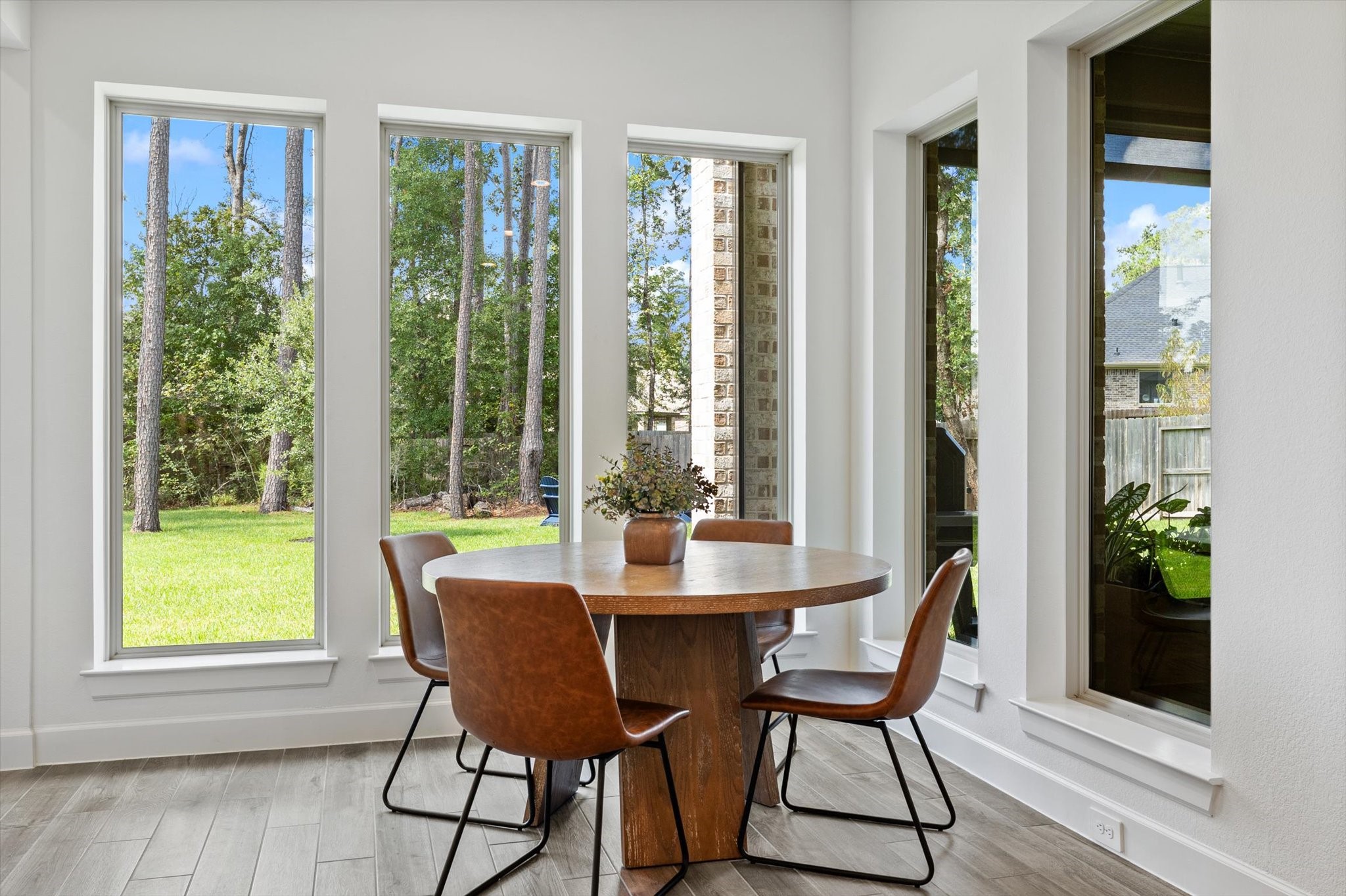 607 Starlit Sky Court Property Photo 23