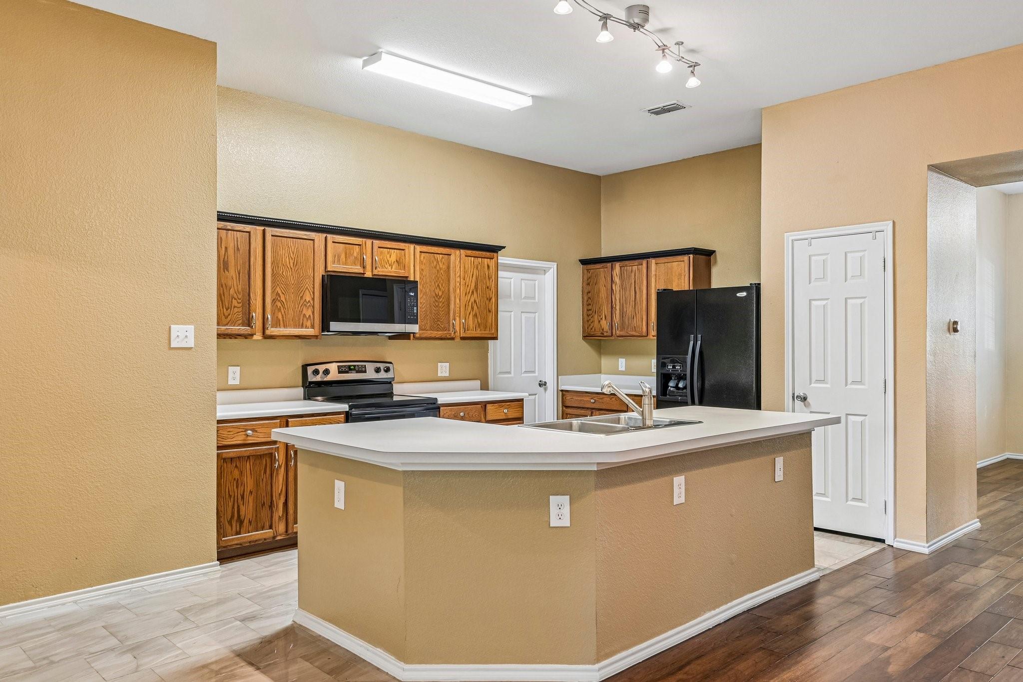 2033 Tanur Cascade Drive, Anna Tx 75409 Property Photo 14
