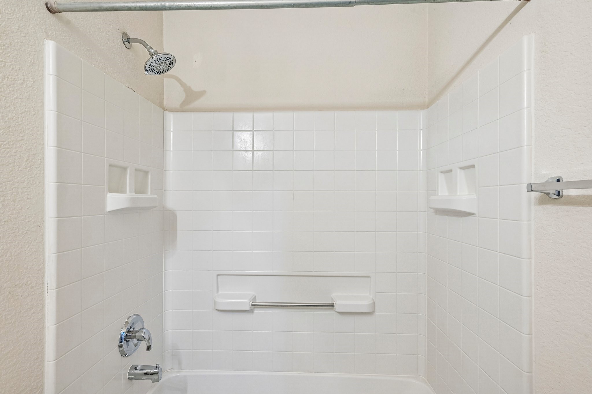 2033 Tanur Cascade Drive Property Photo 25