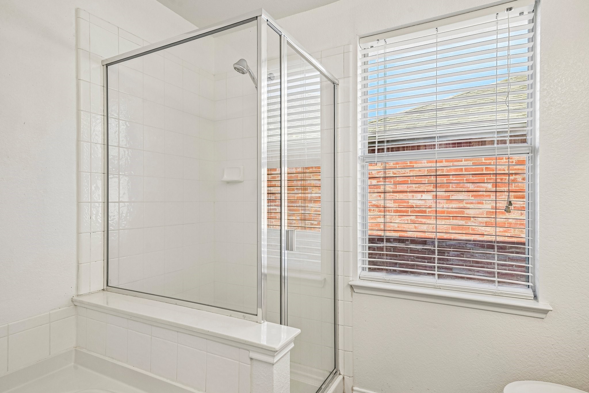 2033 Tanur Cascade Drive Property Photo 30