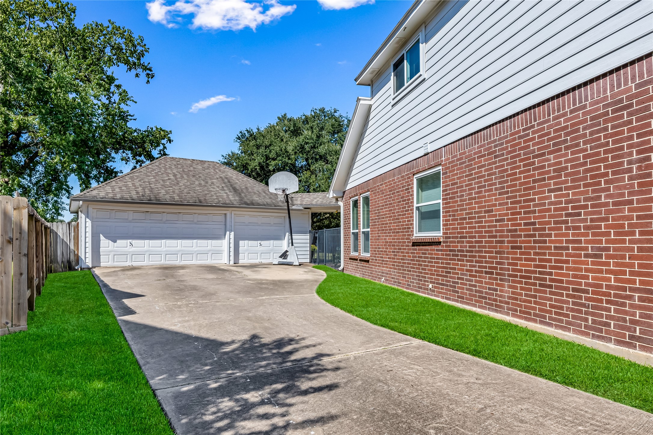 8030 Downington Court Property Photo 41