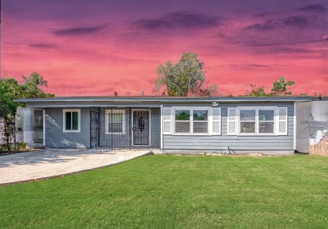 5135 Yellowstone Boulevard Property Photo