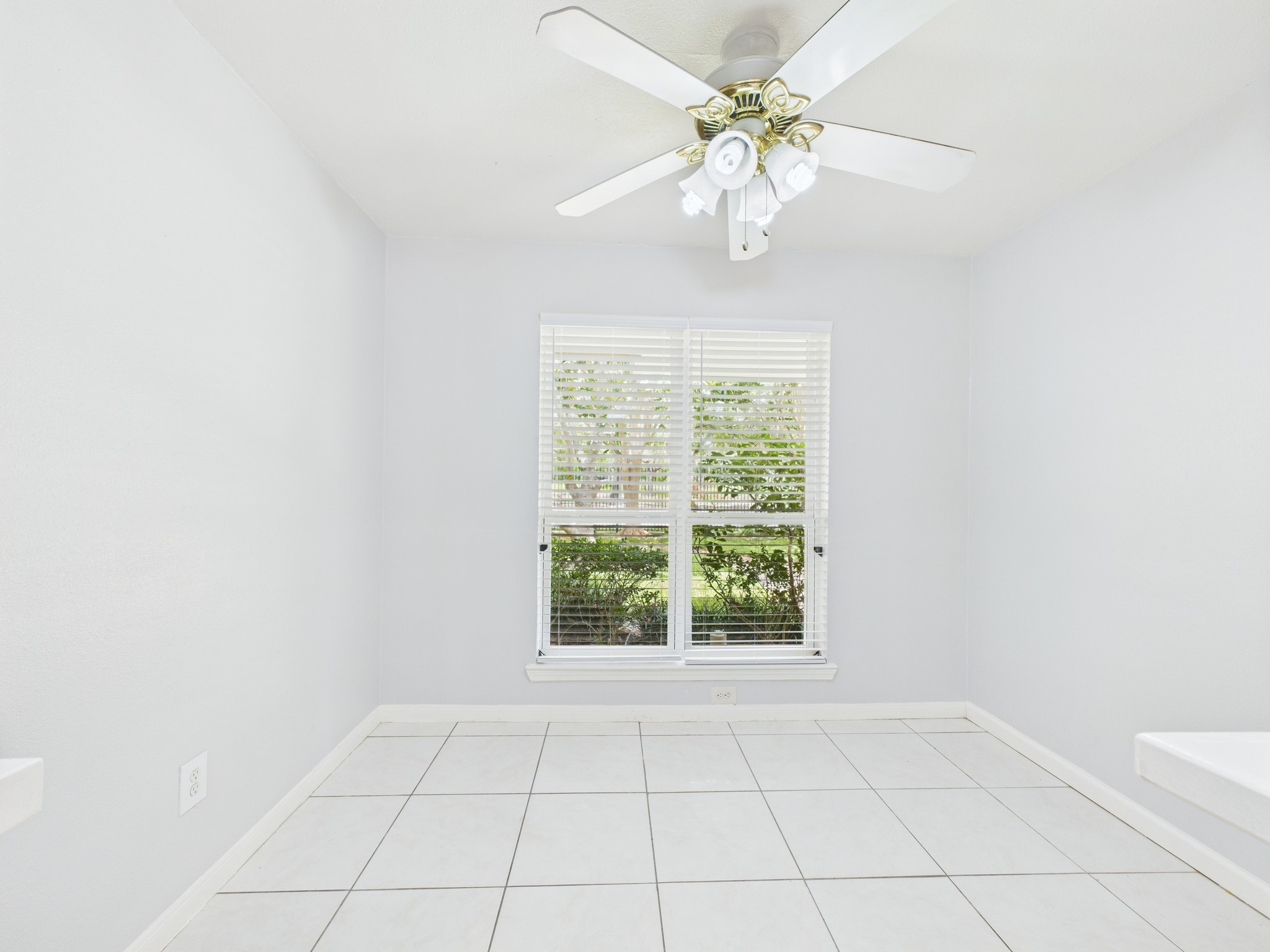 9409 Fondren Road Property Photo 12