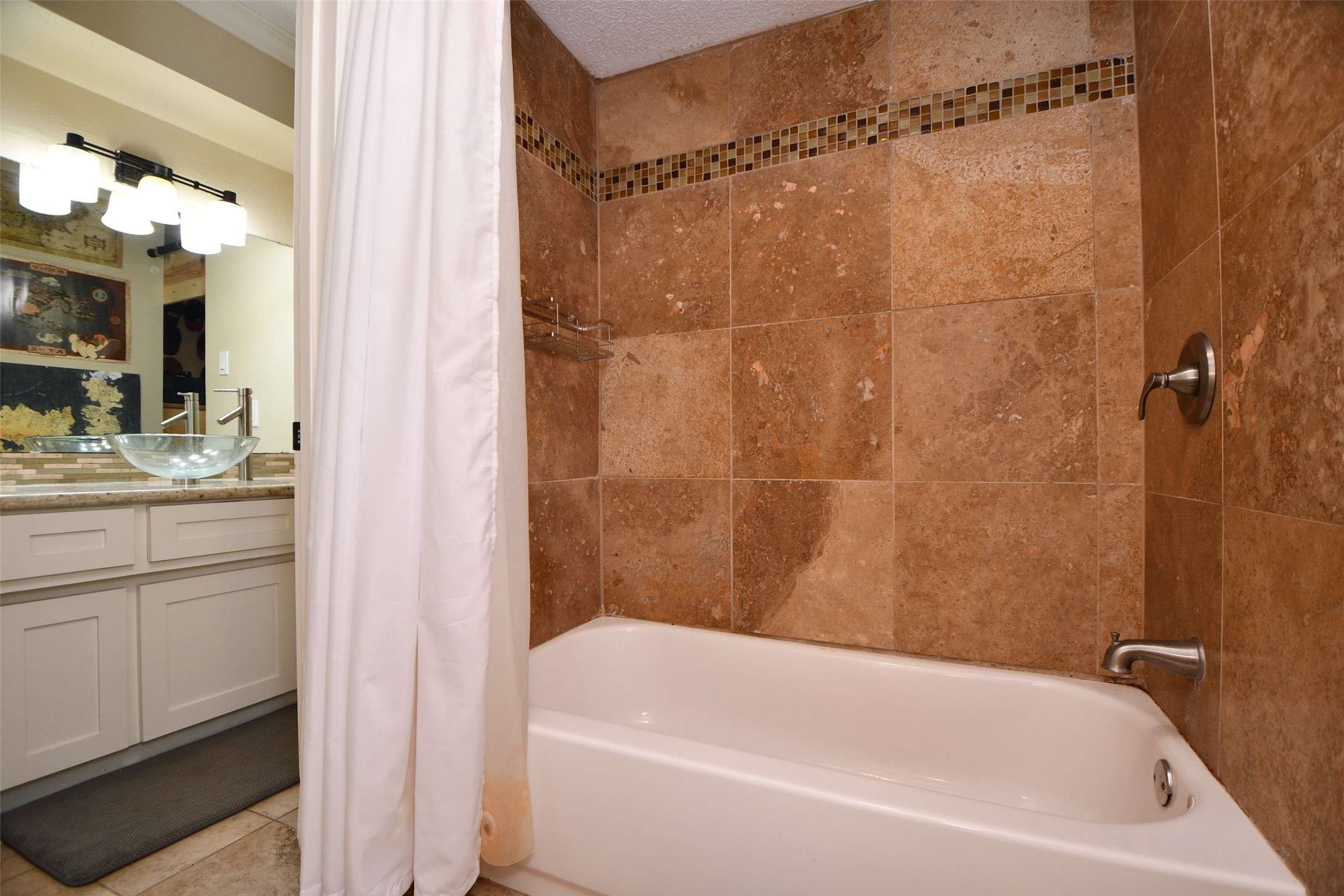 306 Priscilla Court Property Photo 4