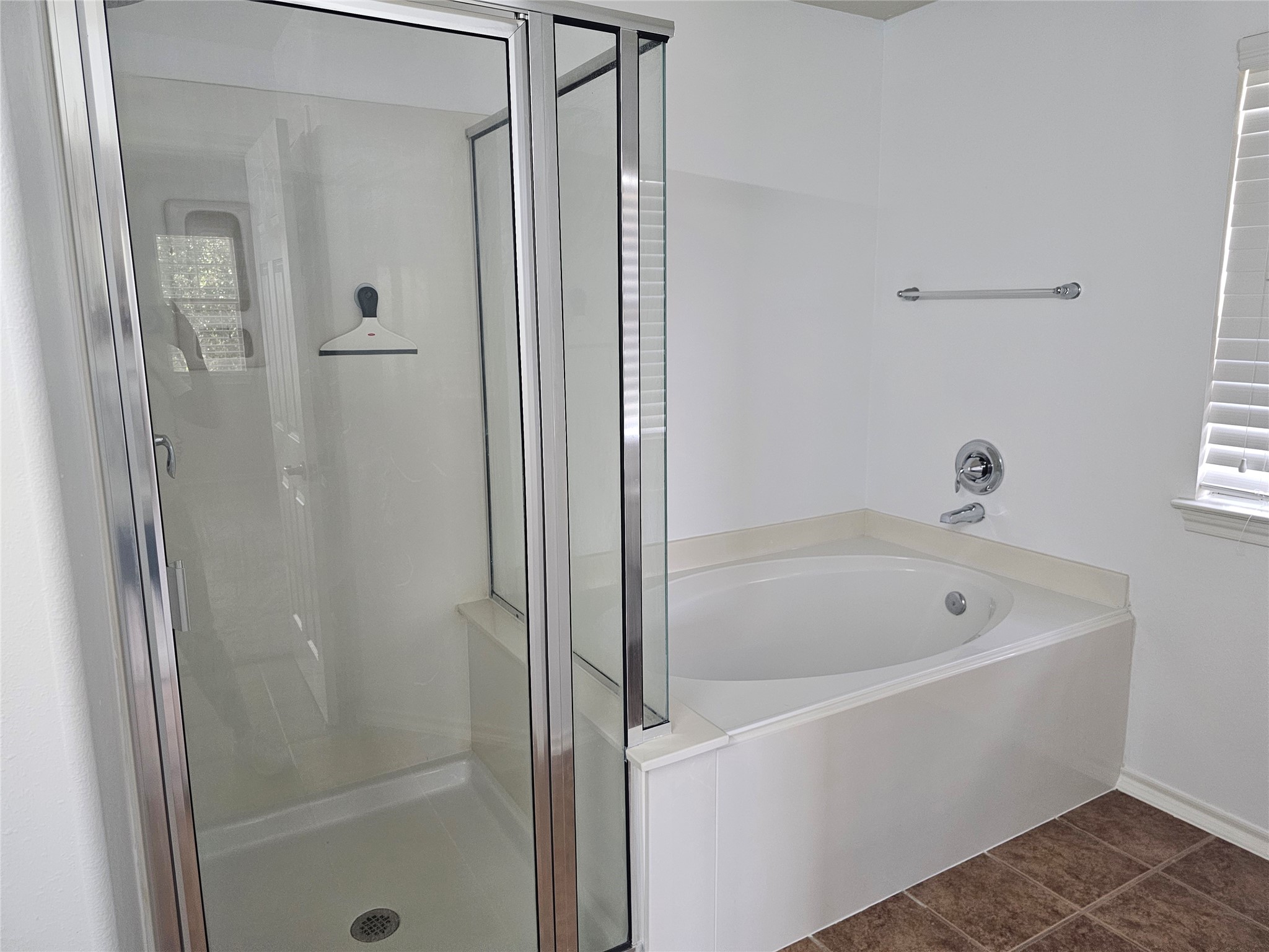3217 Victorian Manor Property Photo 7