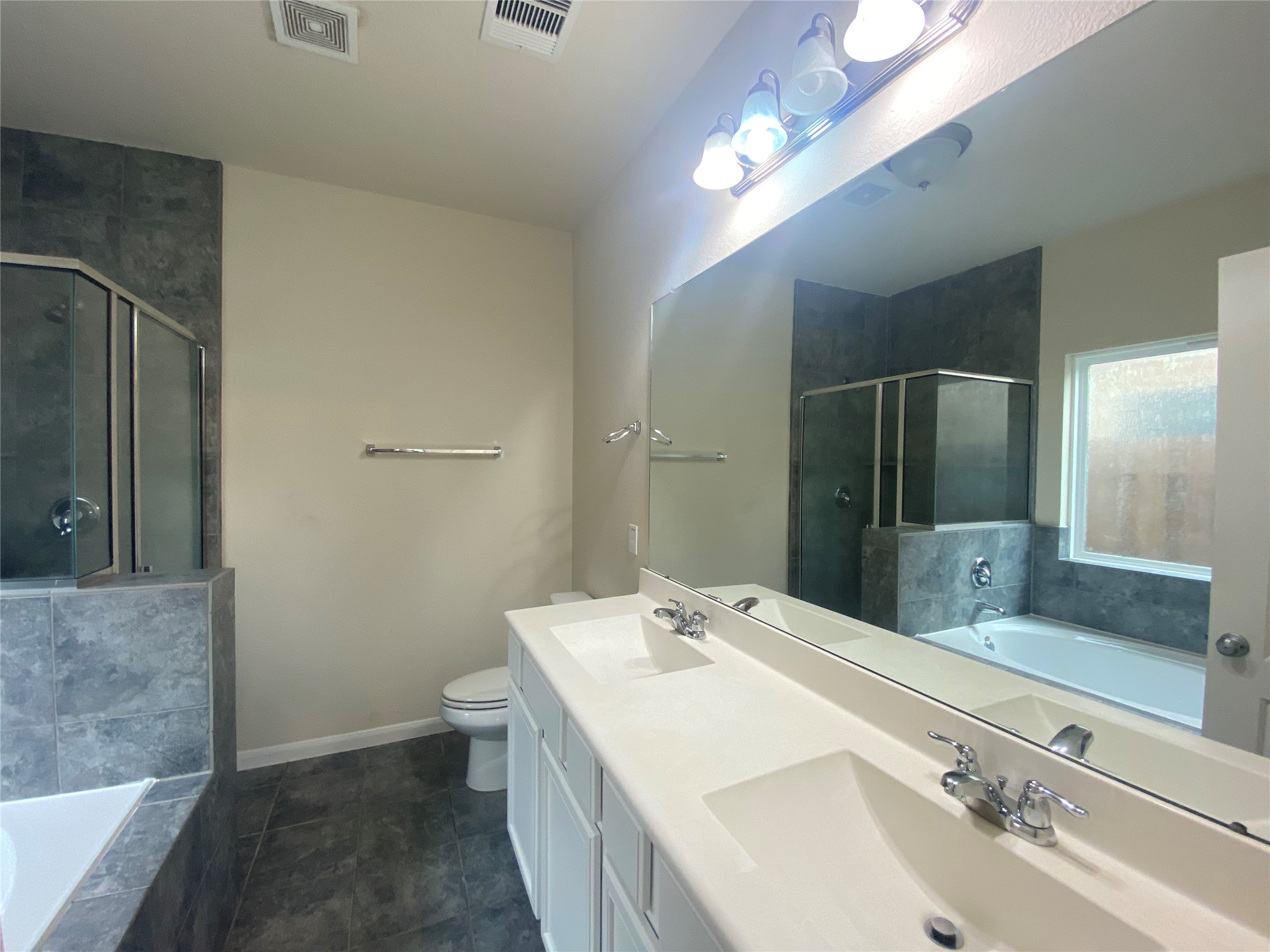 14296 Empanada Drive Property Photo 6