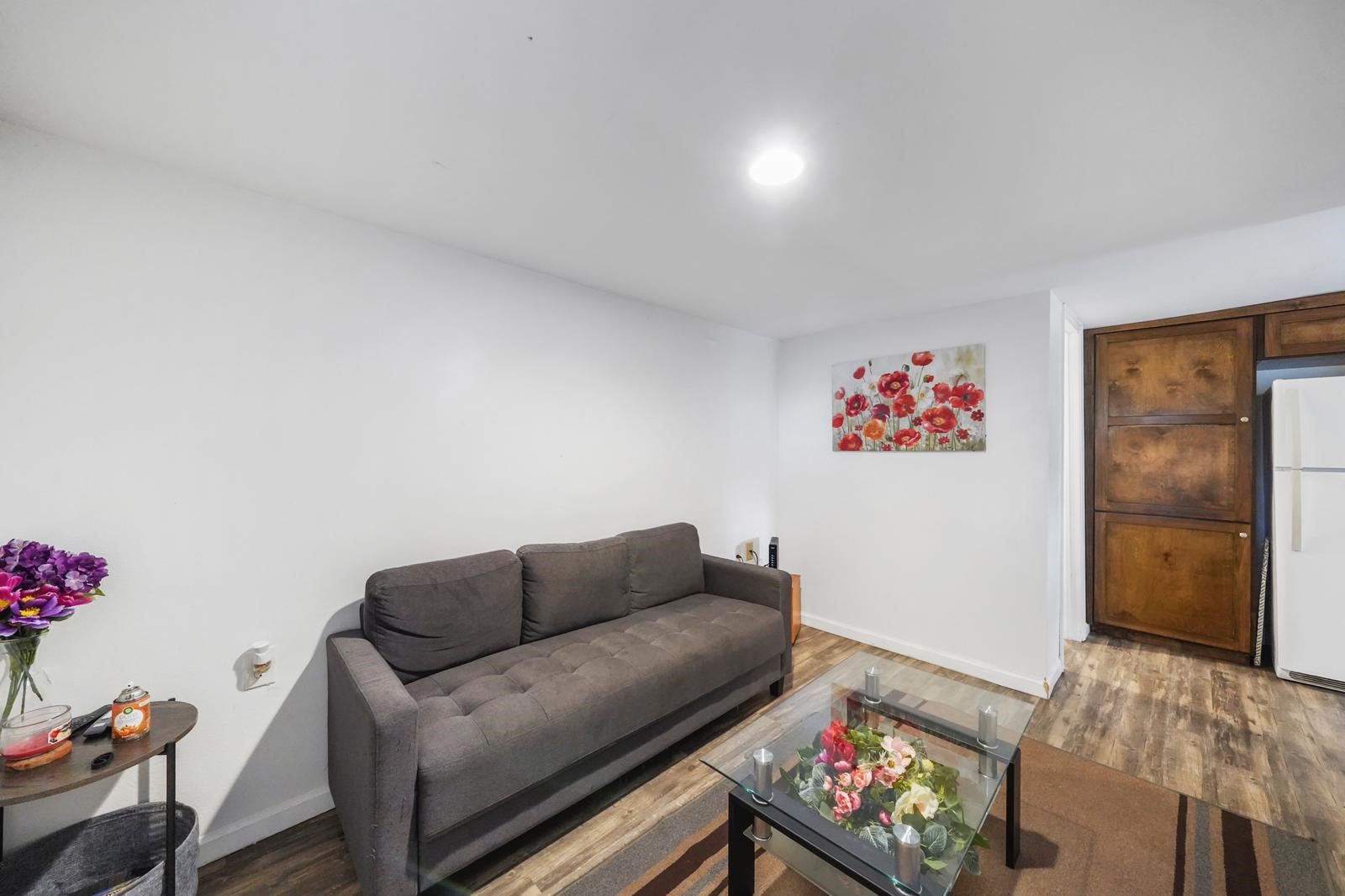8041 Howard Drive 1 Property Photo 15