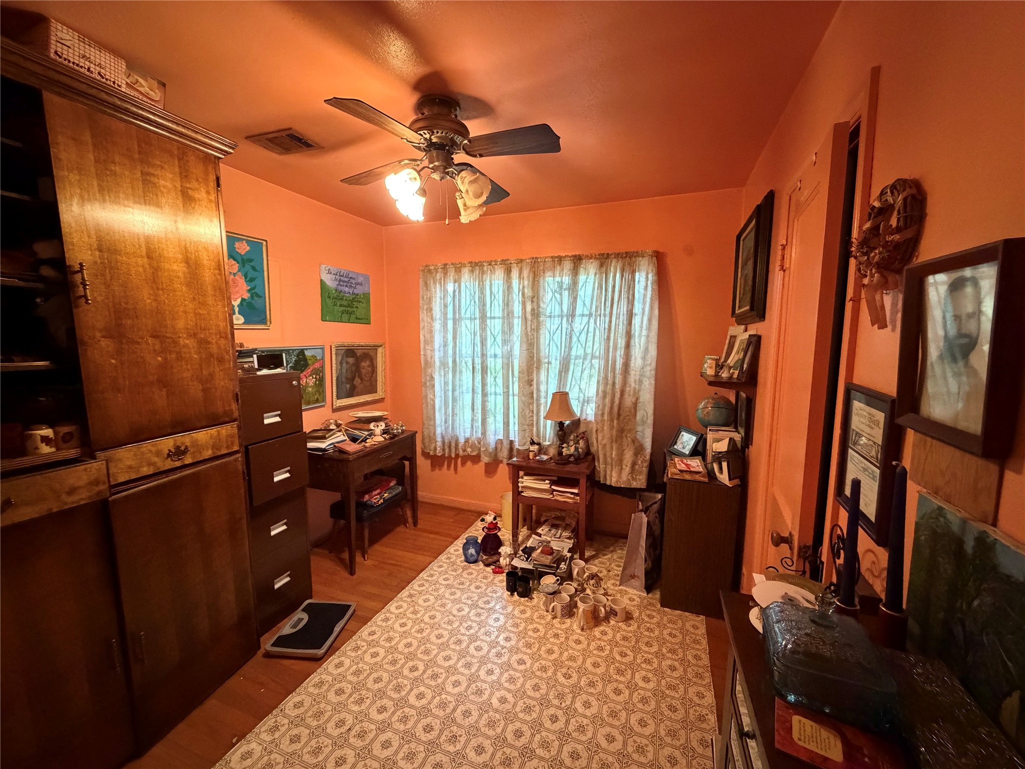 109 Dahlia Street Property Photo 11