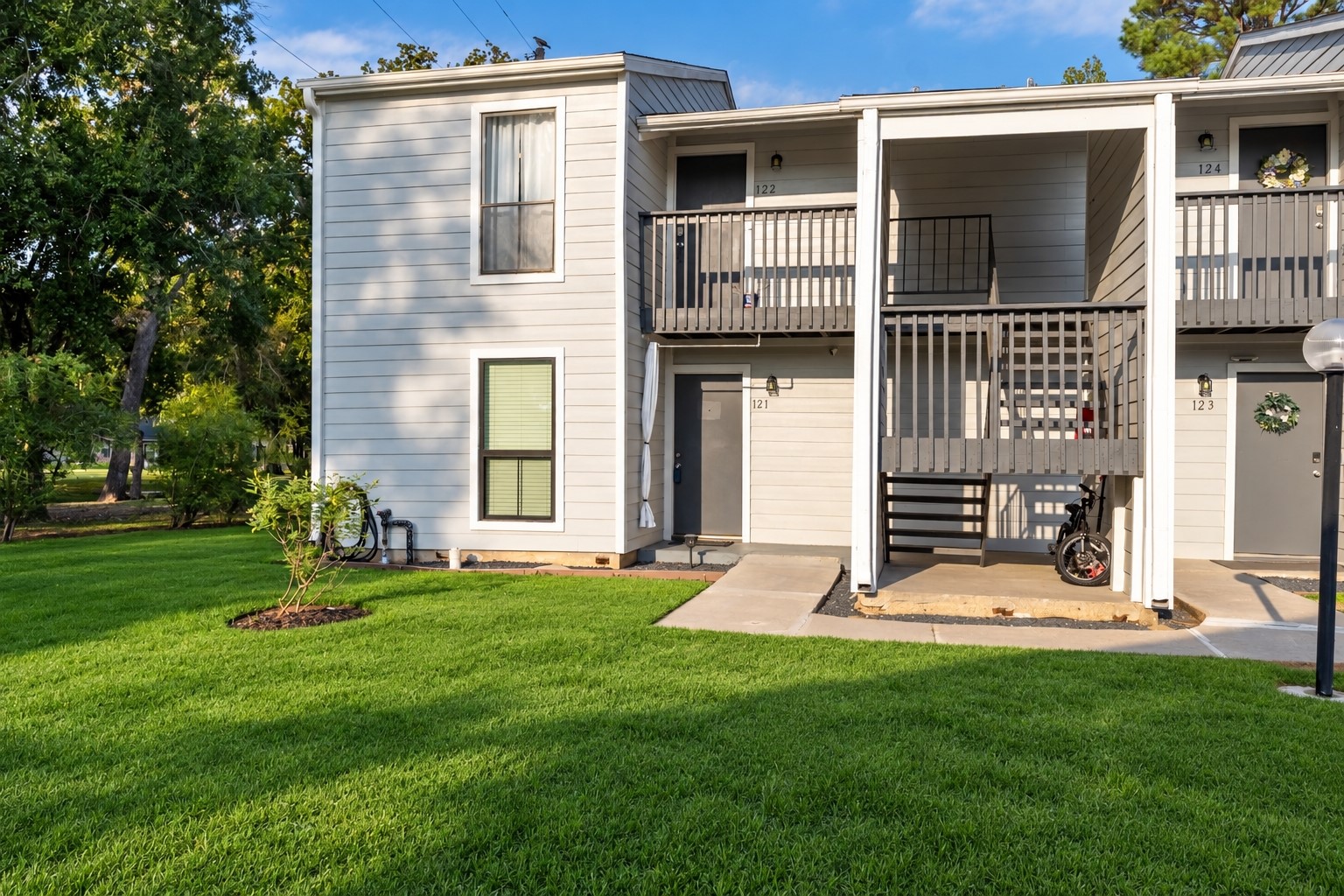 13151 Walden Road 121 Property Photo 4