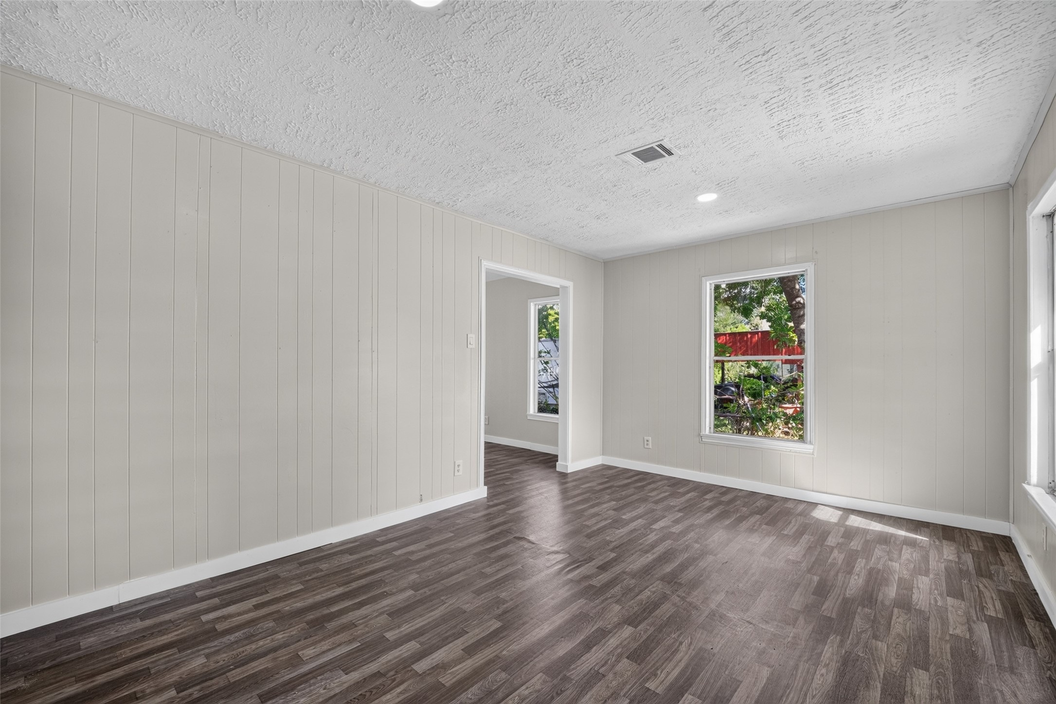 216 Eastway Street Property Photo 12