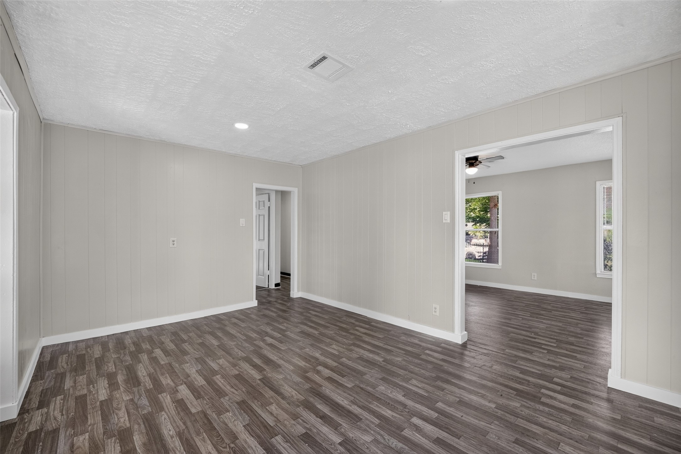 216 Eastway Street Property Photo 13