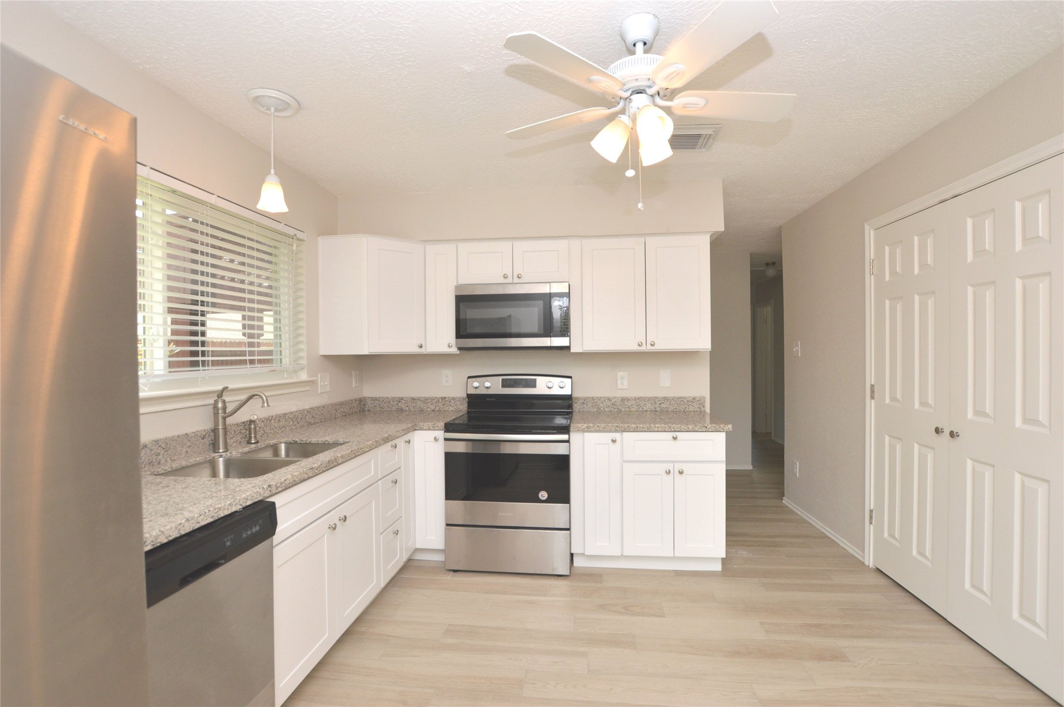 703 Flower Field Court Property Photo 6