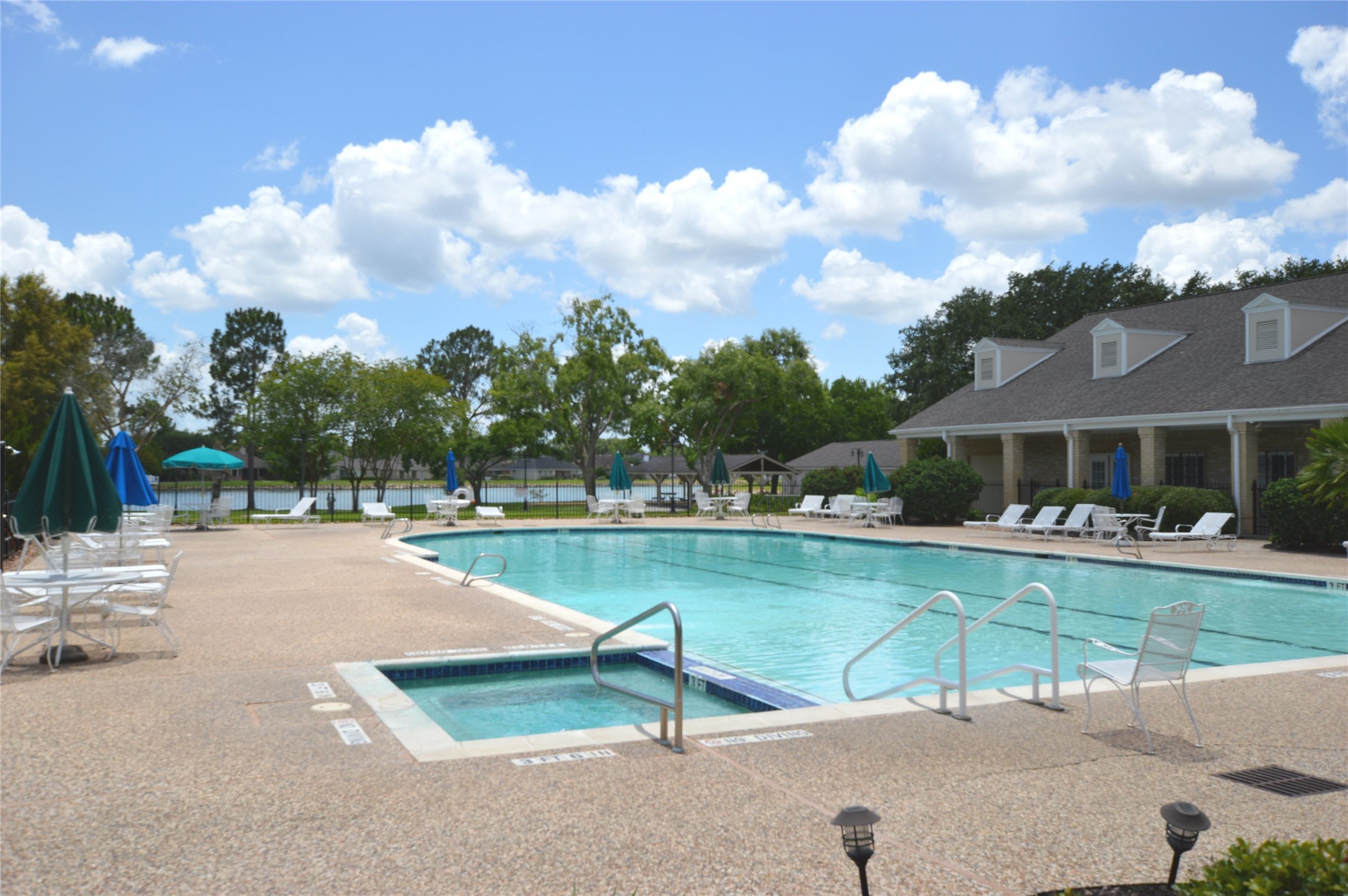 703 Flower Field Court Property Photo 25