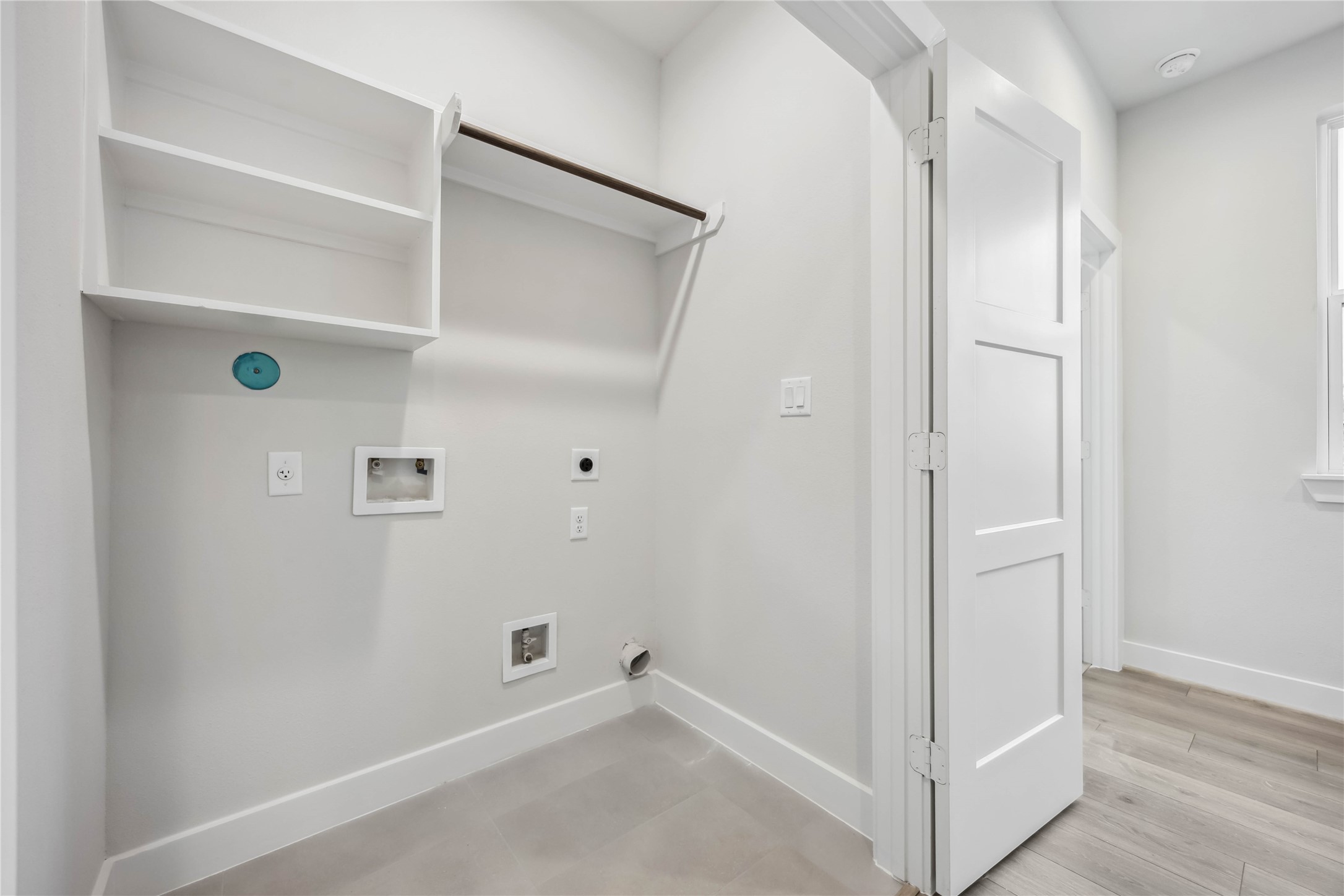 321 Charlock Street Property Photo 14