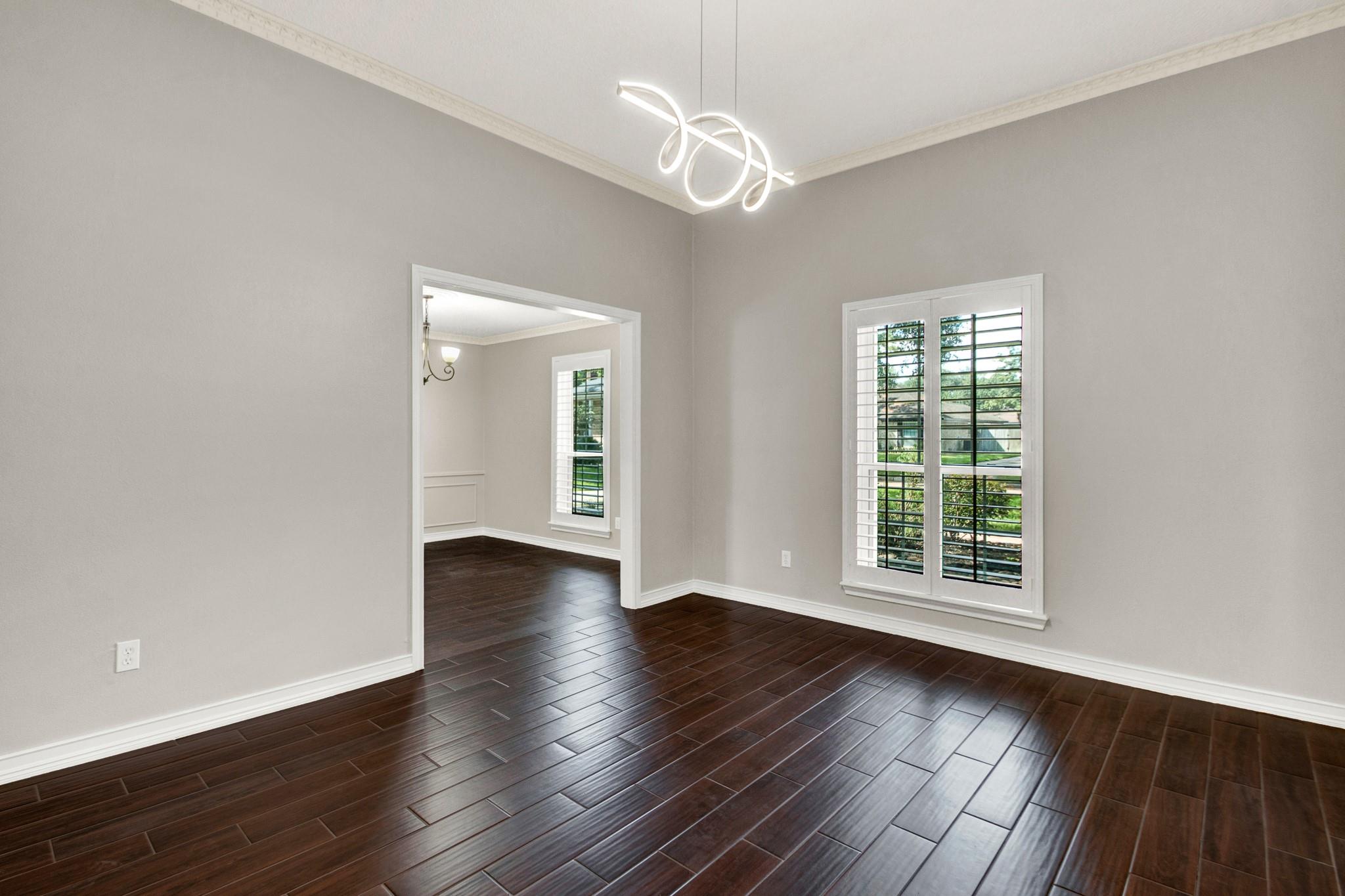 5315 Lawn Arbor Drive Property Photo 7