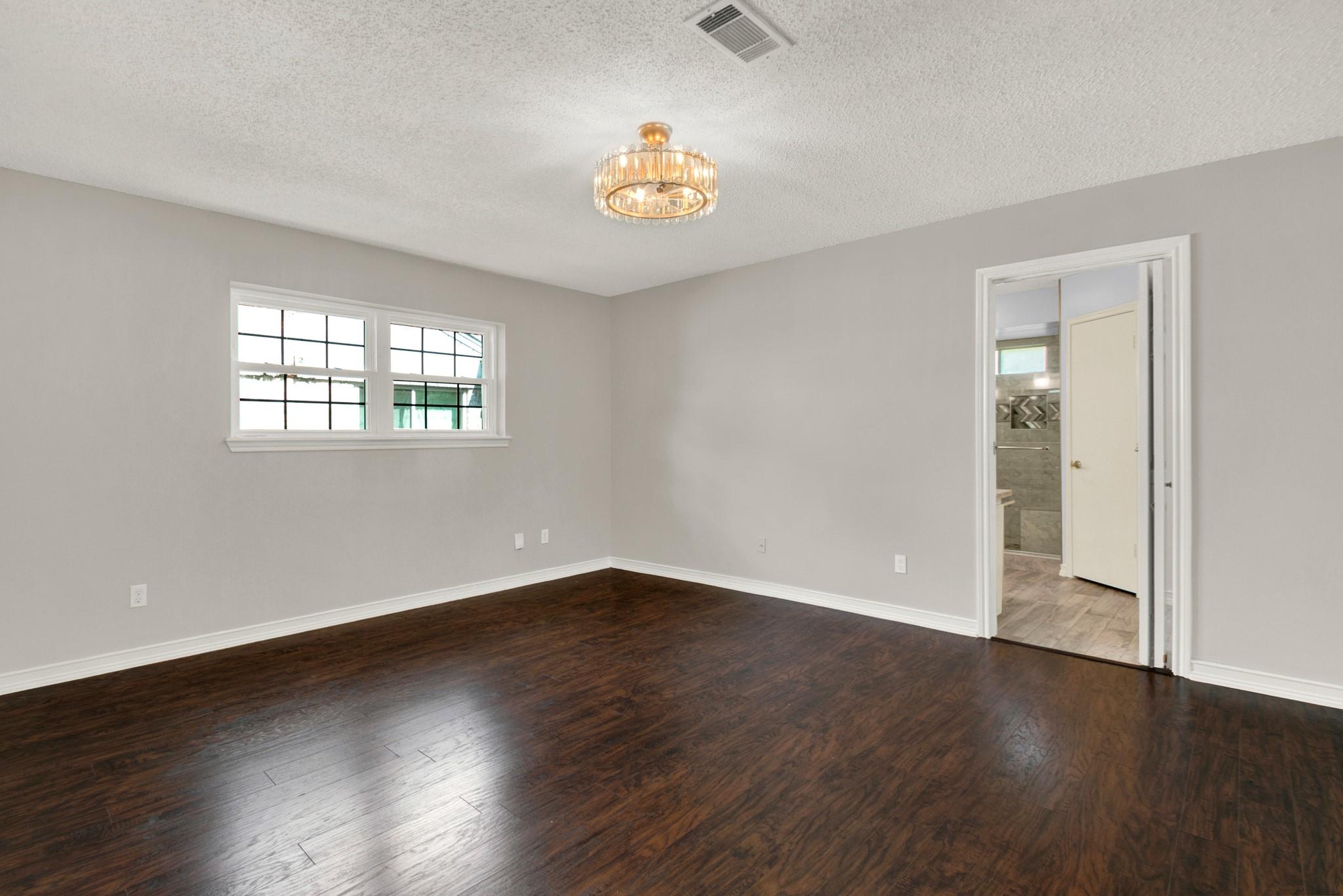 5315 Lawn Arbor Drive, Houston Tx 77066 Property Photo 24