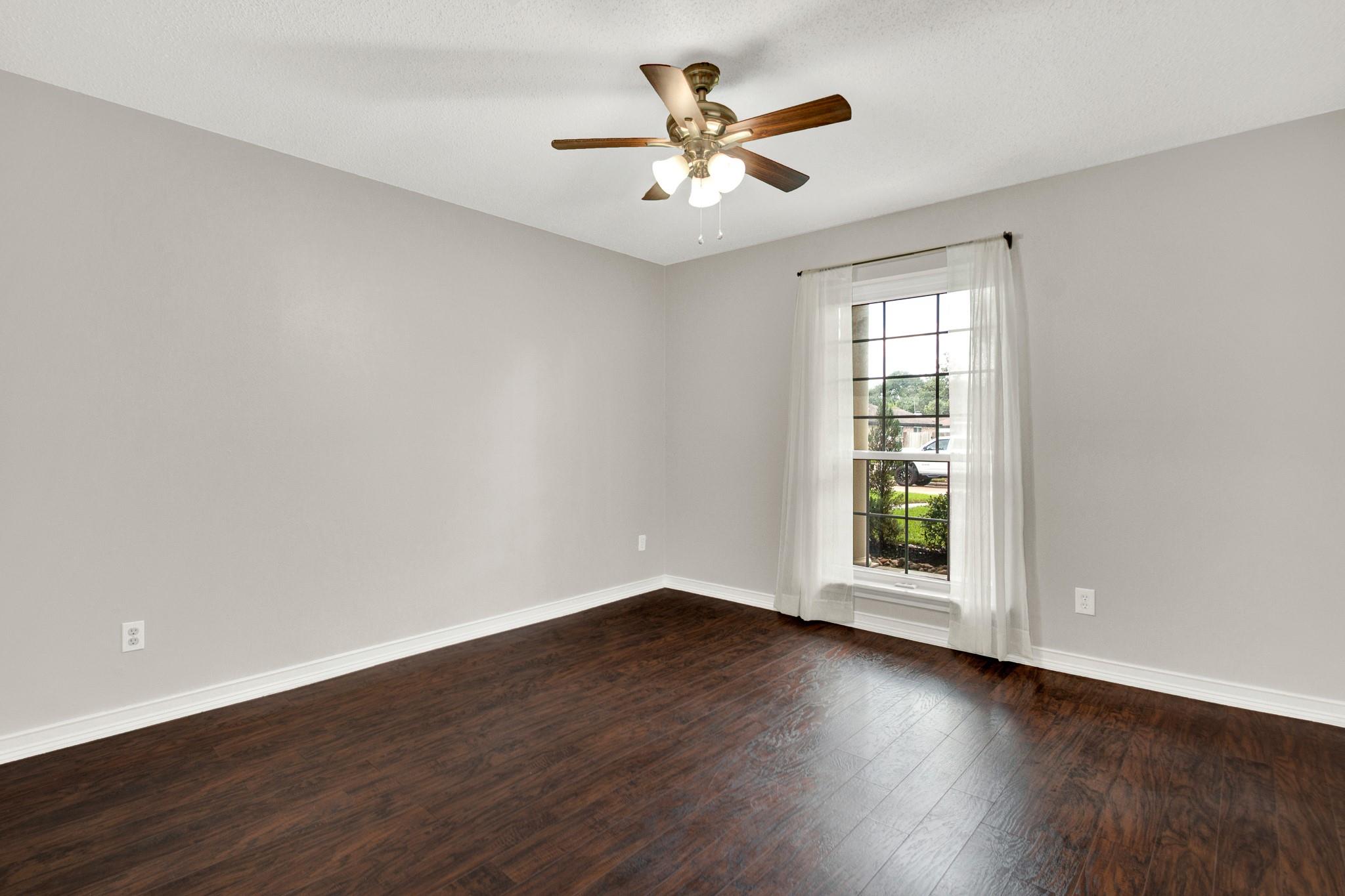 5315 Lawn Arbor Drive, Houston Tx 77066 Property Photo 33