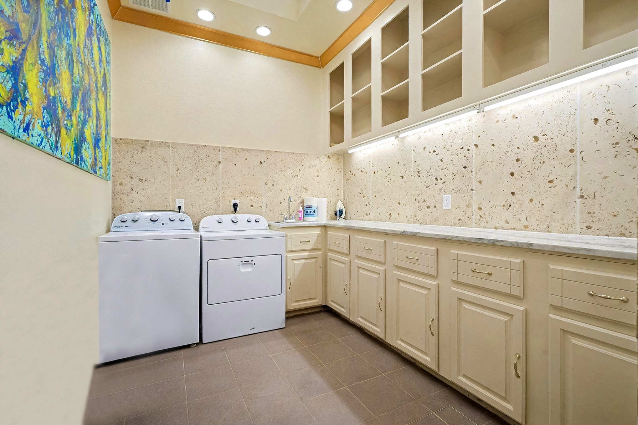 1200 Davenport Parkway Property Photo 23